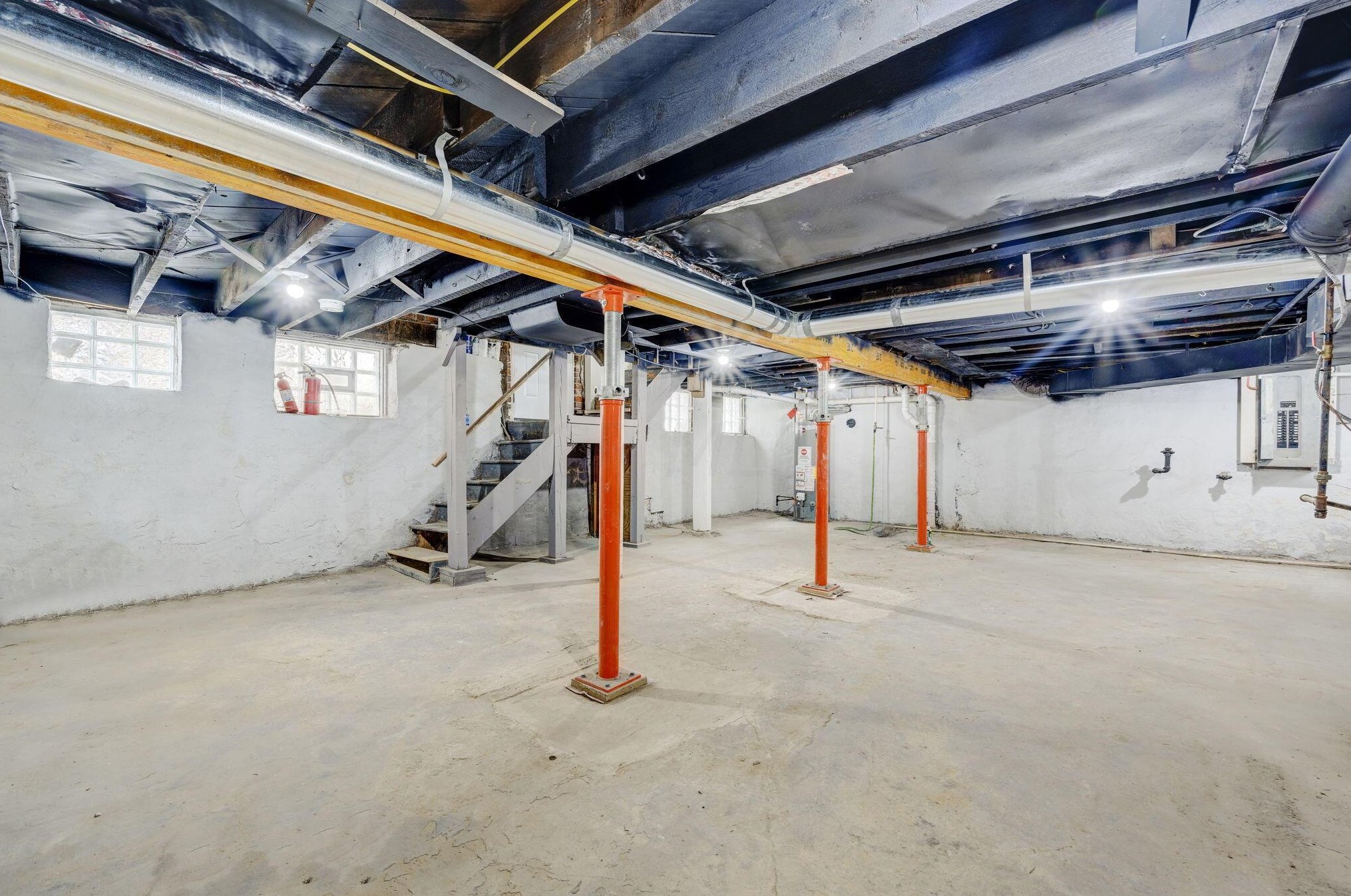 1544 Richmond Ave, Columbus OH  43203-1726 exterior