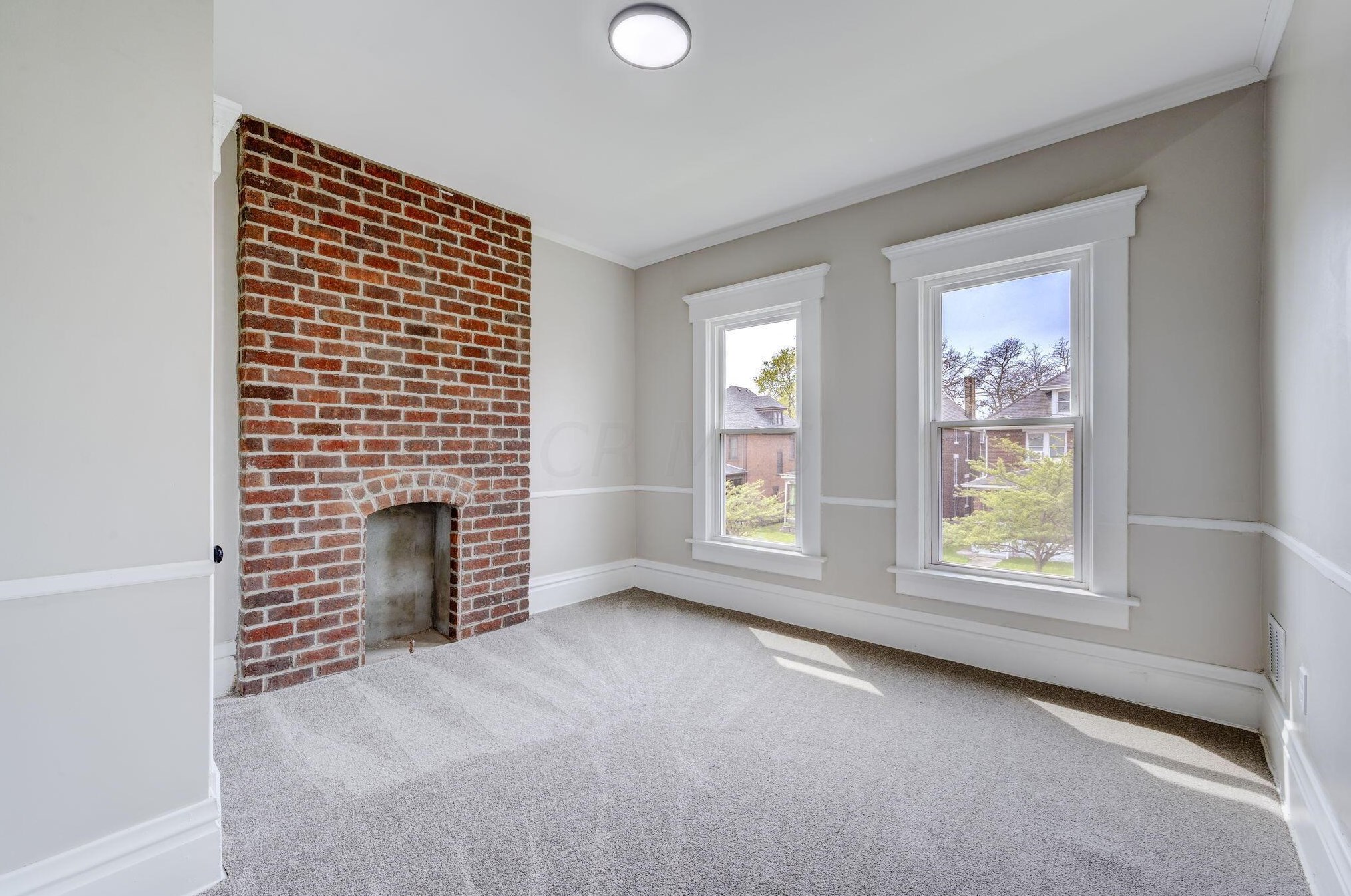 1544 Richmond Ave, Columbus OH  43203-1726 exterior