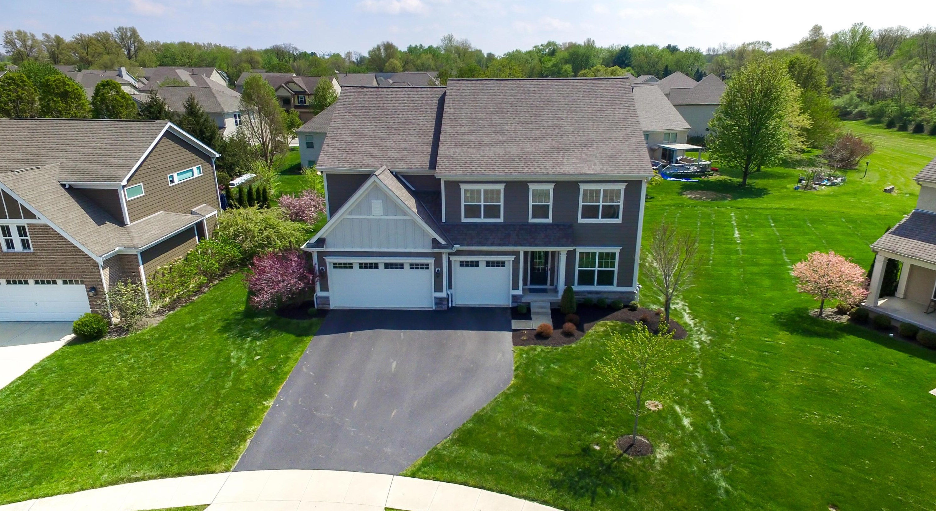 7955 Reins Ct, Delaware, OH 43015