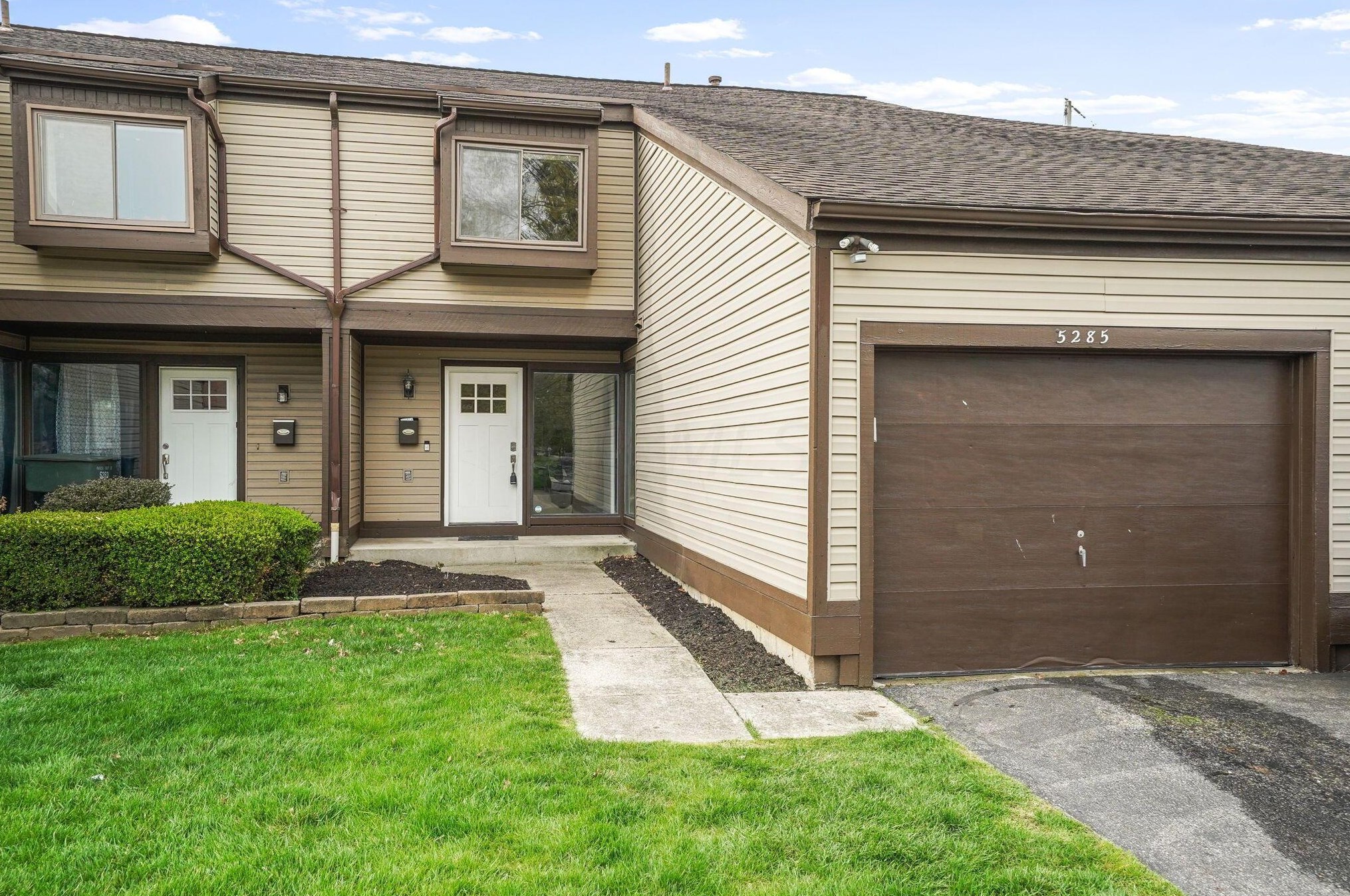 5285 Marci Way, Columbus, OH 43228-3230