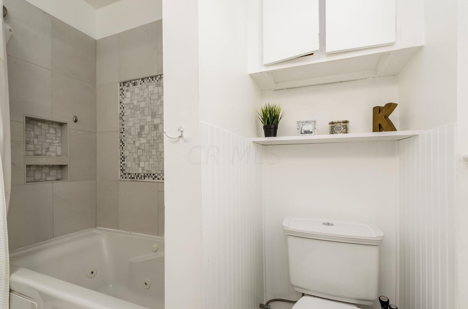 1487 Glenn Ave, Columbus OH  43212-6701 exterior