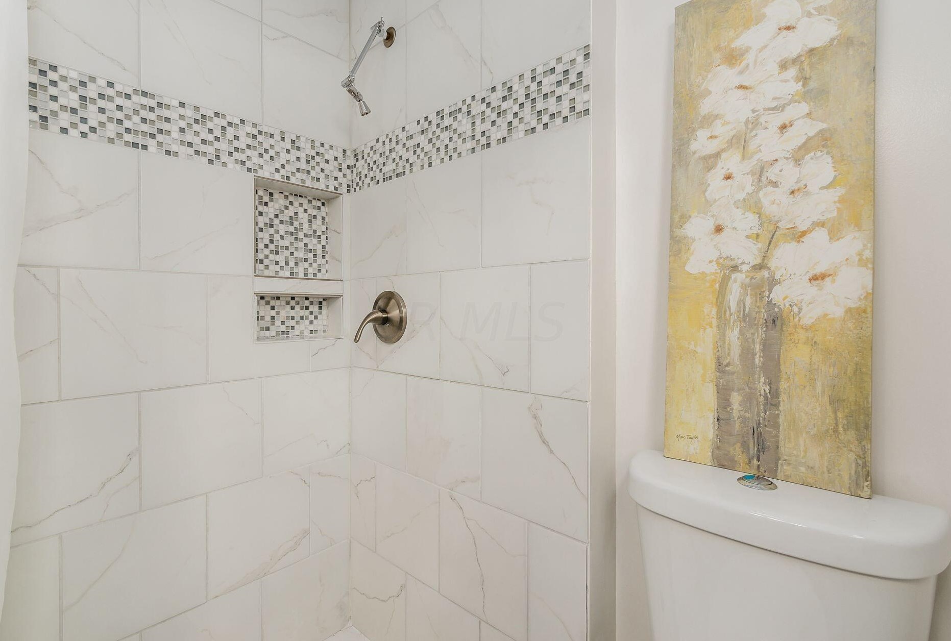 1487 Glenn Ave, Columbus OH  43212-6701 exterior