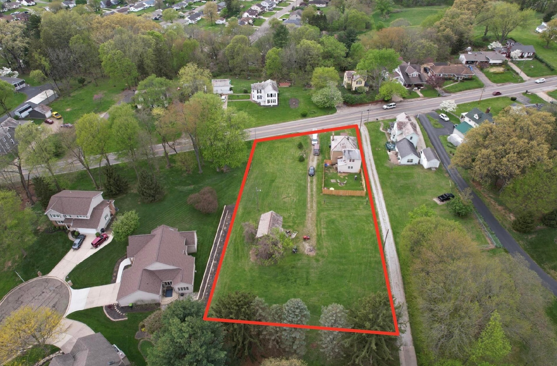 1714 Baltimore Rd, Lancaster OH 43130-8813 exterior