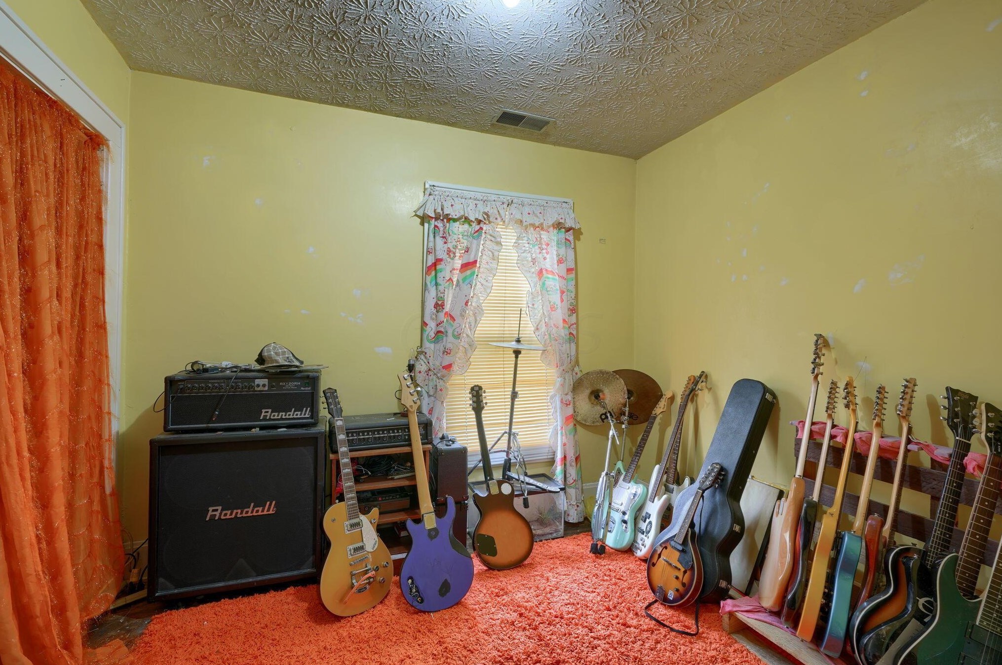 1714 Baltimore Rd, Lancaster OH 43130-8813 exterior