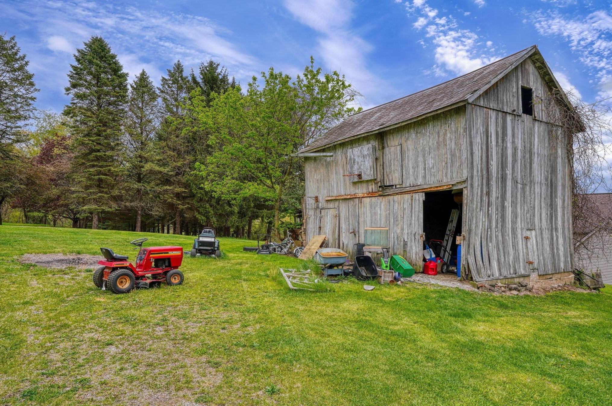 1714 Baltimore Rd, Lancaster OH 43130-8813 exterior