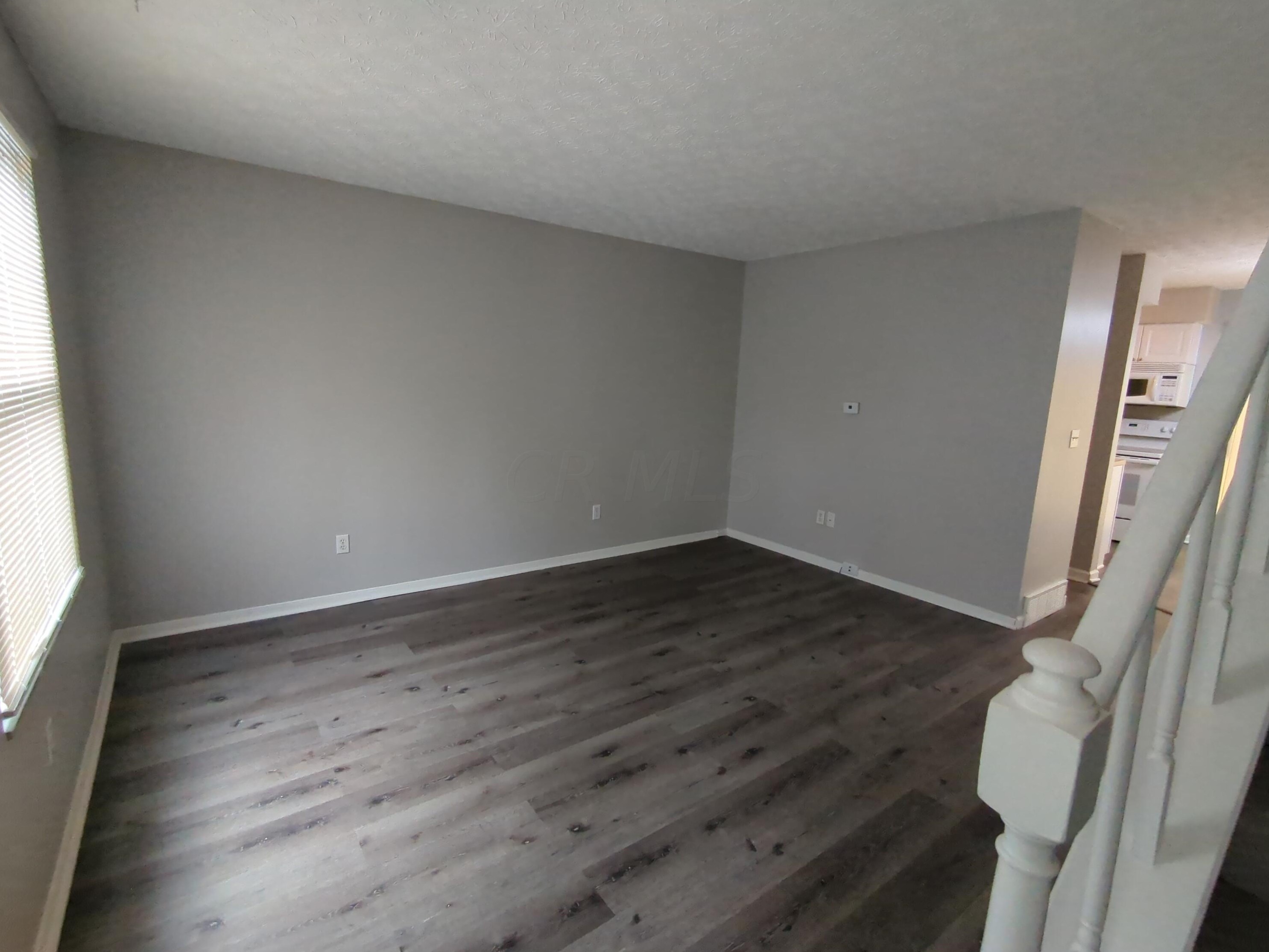 5702 Crossing Ct #4-5702, Columbus, OH
