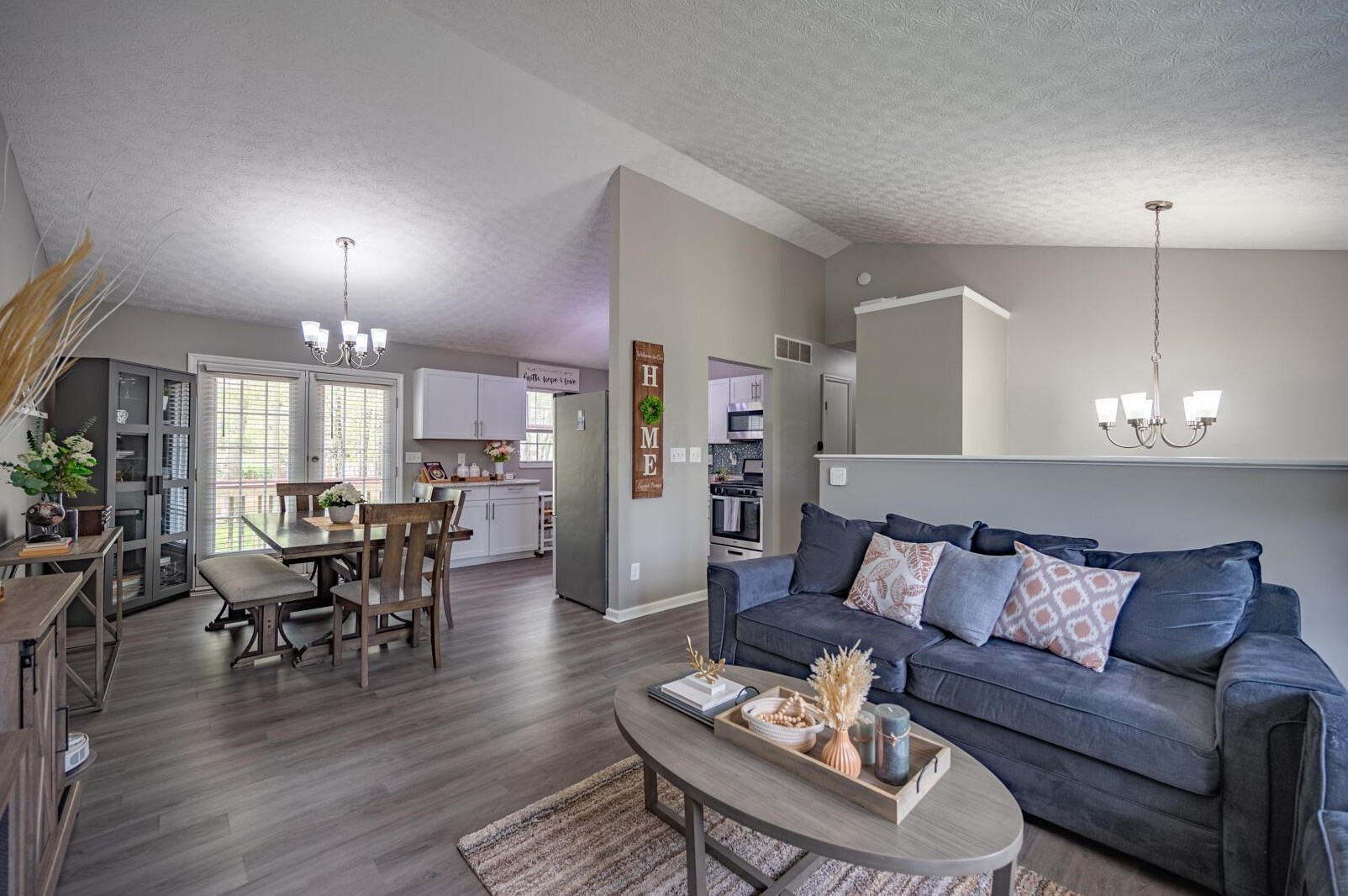 859 Maclam Dr, Columbus OH  43204-1456 exterior