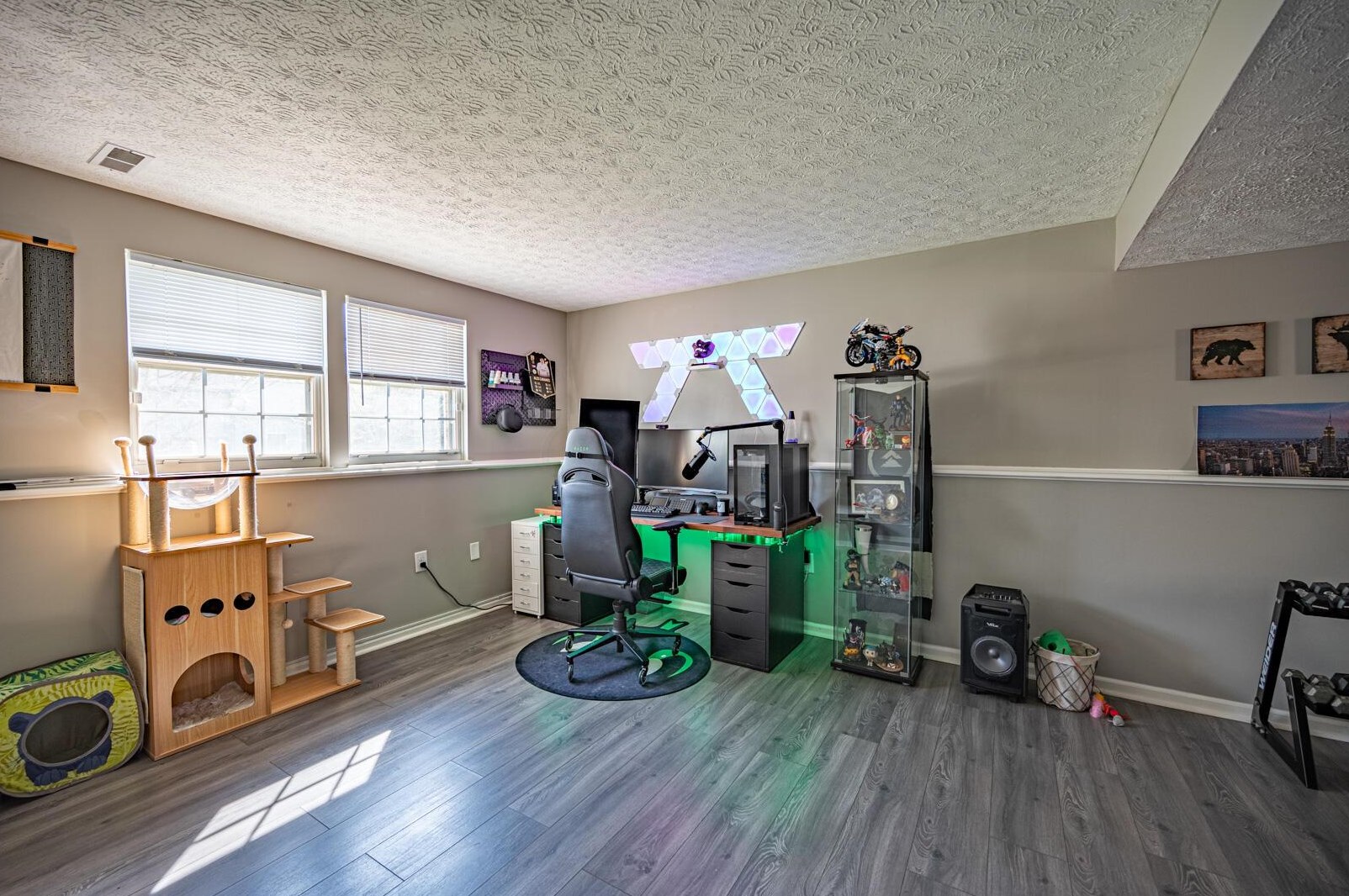 859 Maclam Dr, Columbus OH  43204-1456 exterior