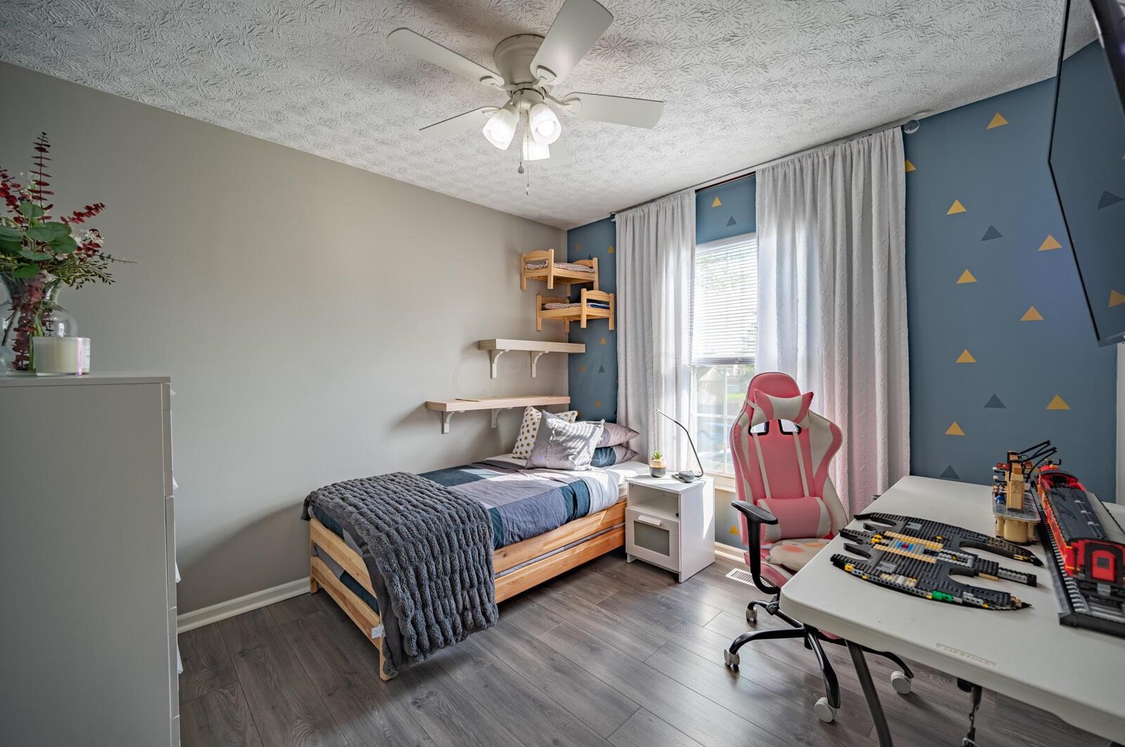 859 Maclam Dr, Columbus OH  43204-1456 exterior