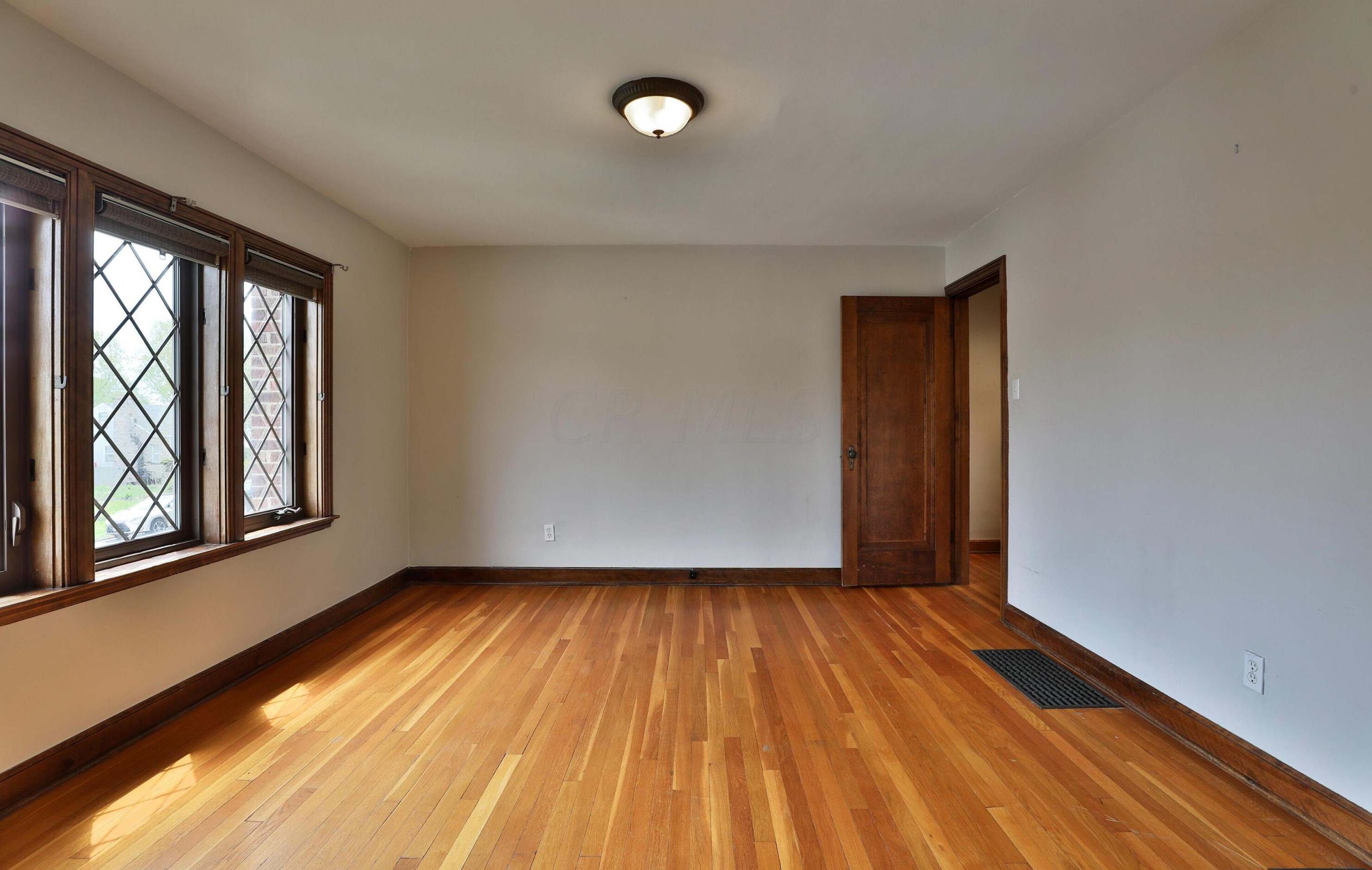 715 Wiltshire Rd, Columbus OH 43204-2336 exterior