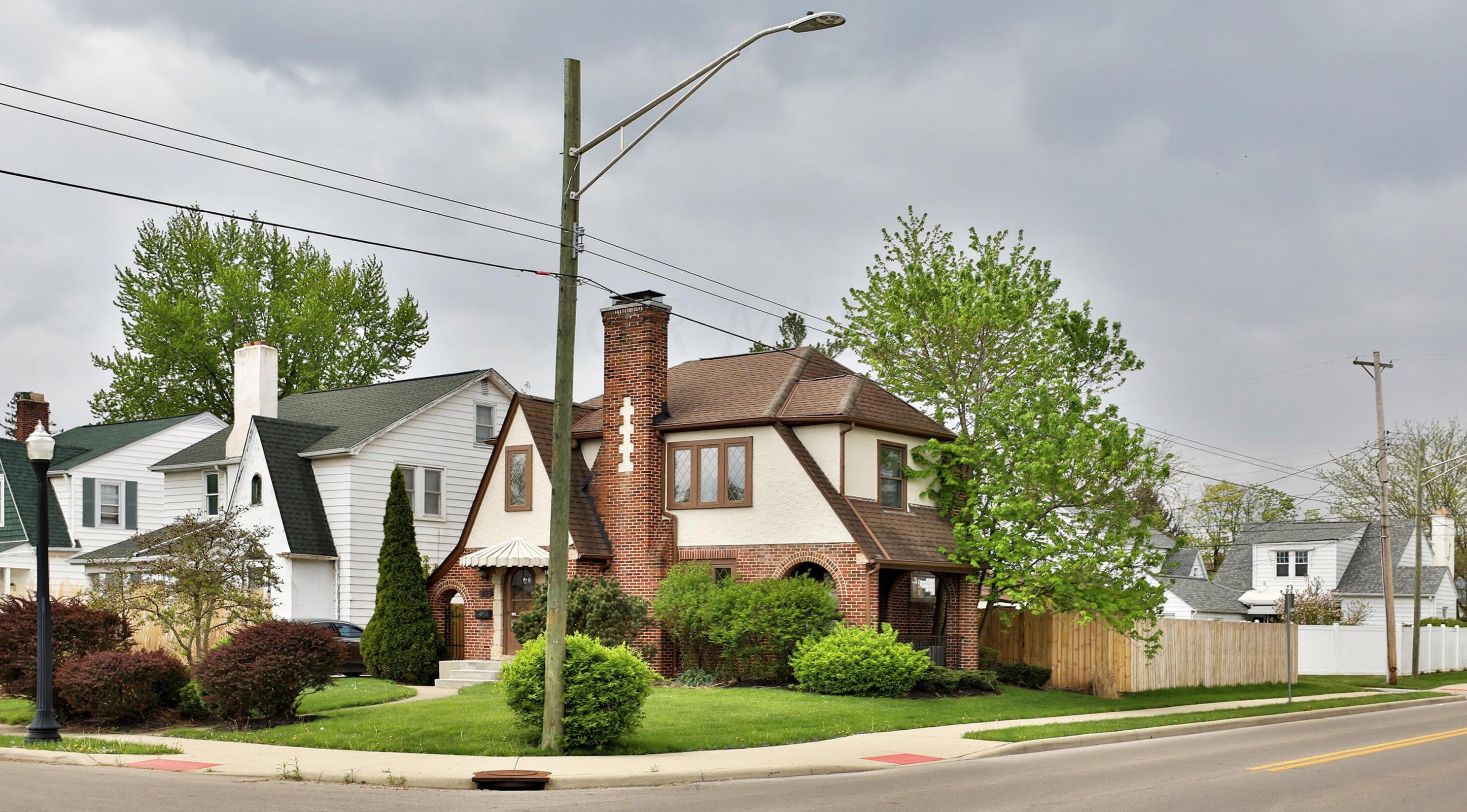 715 Wiltshire Rd, Columbus OH 43204-2336 exterior