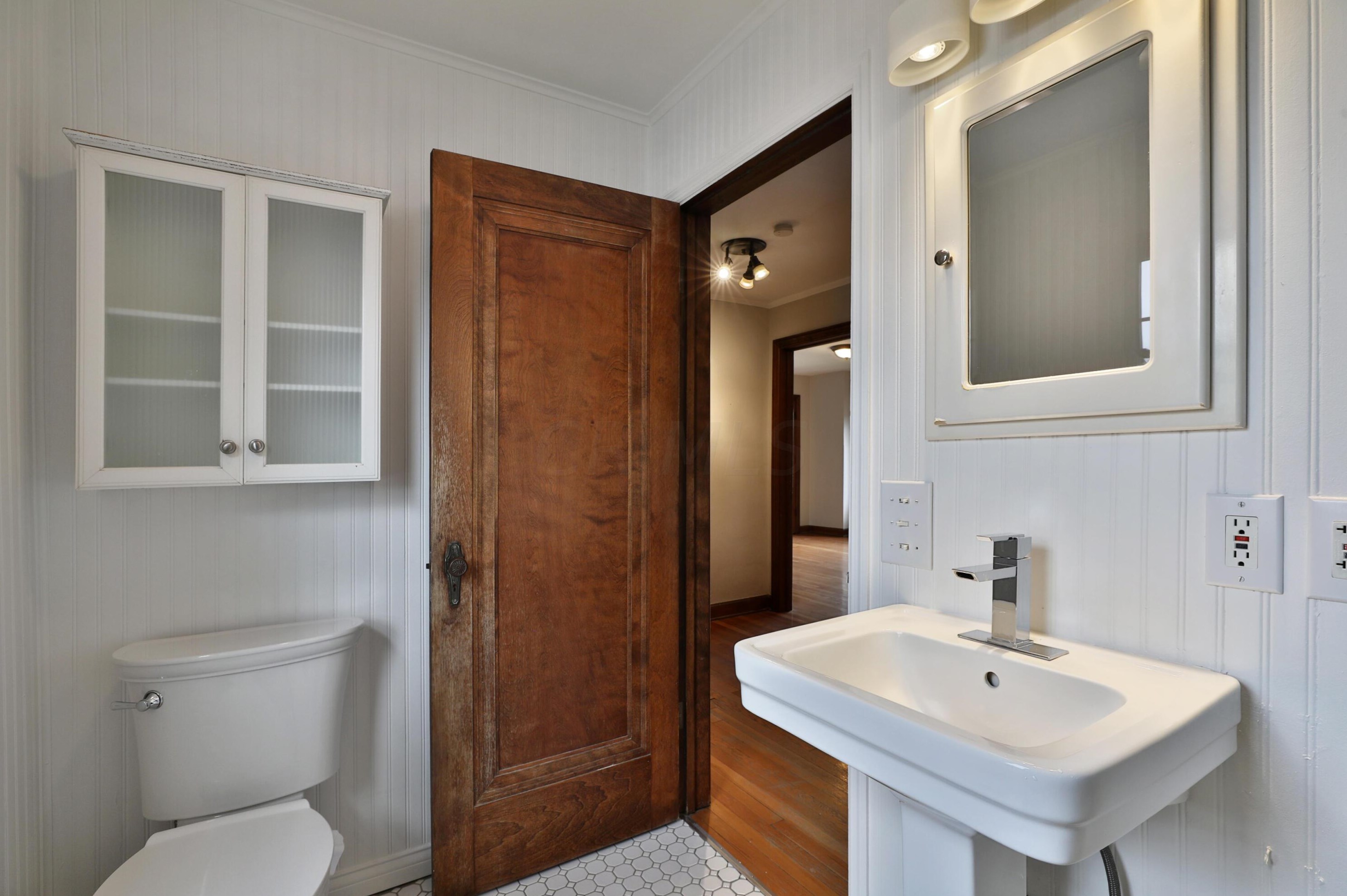 715 Wiltshire Rd, Columbus OH 43204-2336 exterior