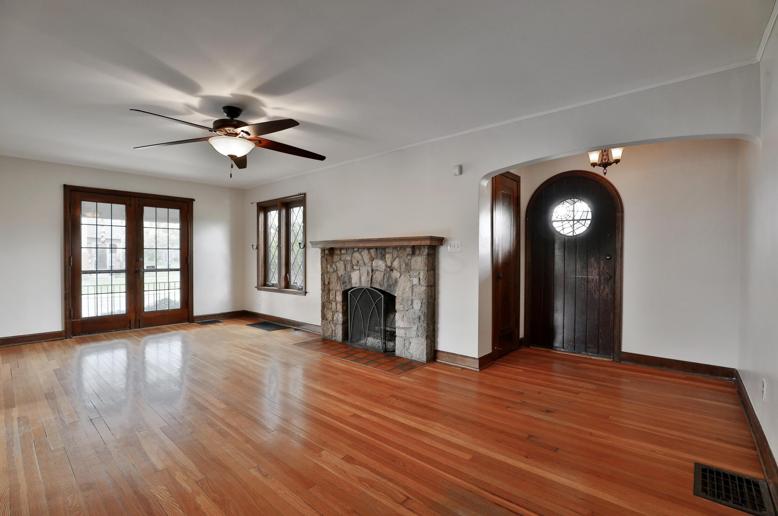 715 Wiltshire Rd, Columbus OH 43204-2336 exterior