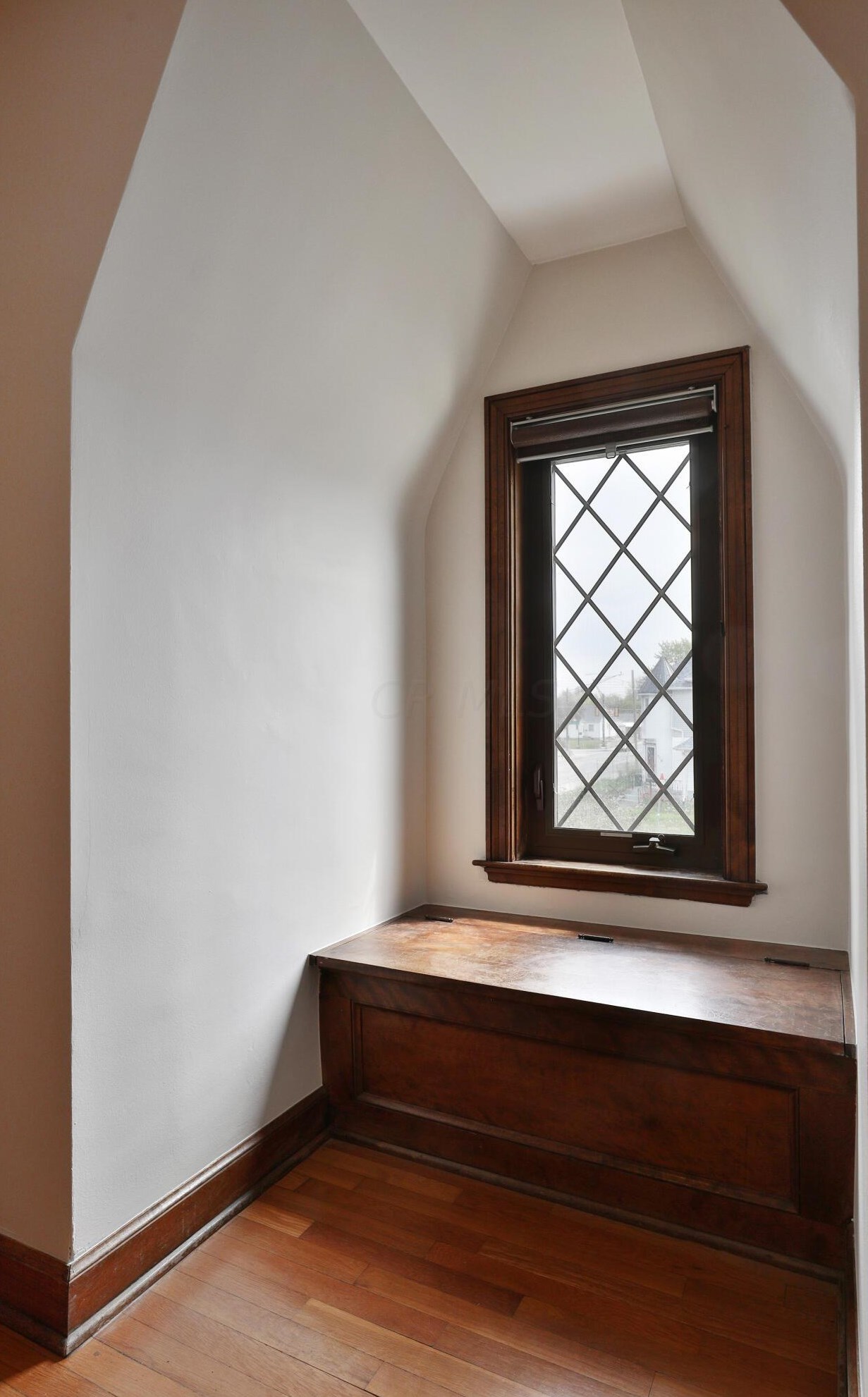 715 Wiltshire Rd, Columbus OH 43204-2336 exterior