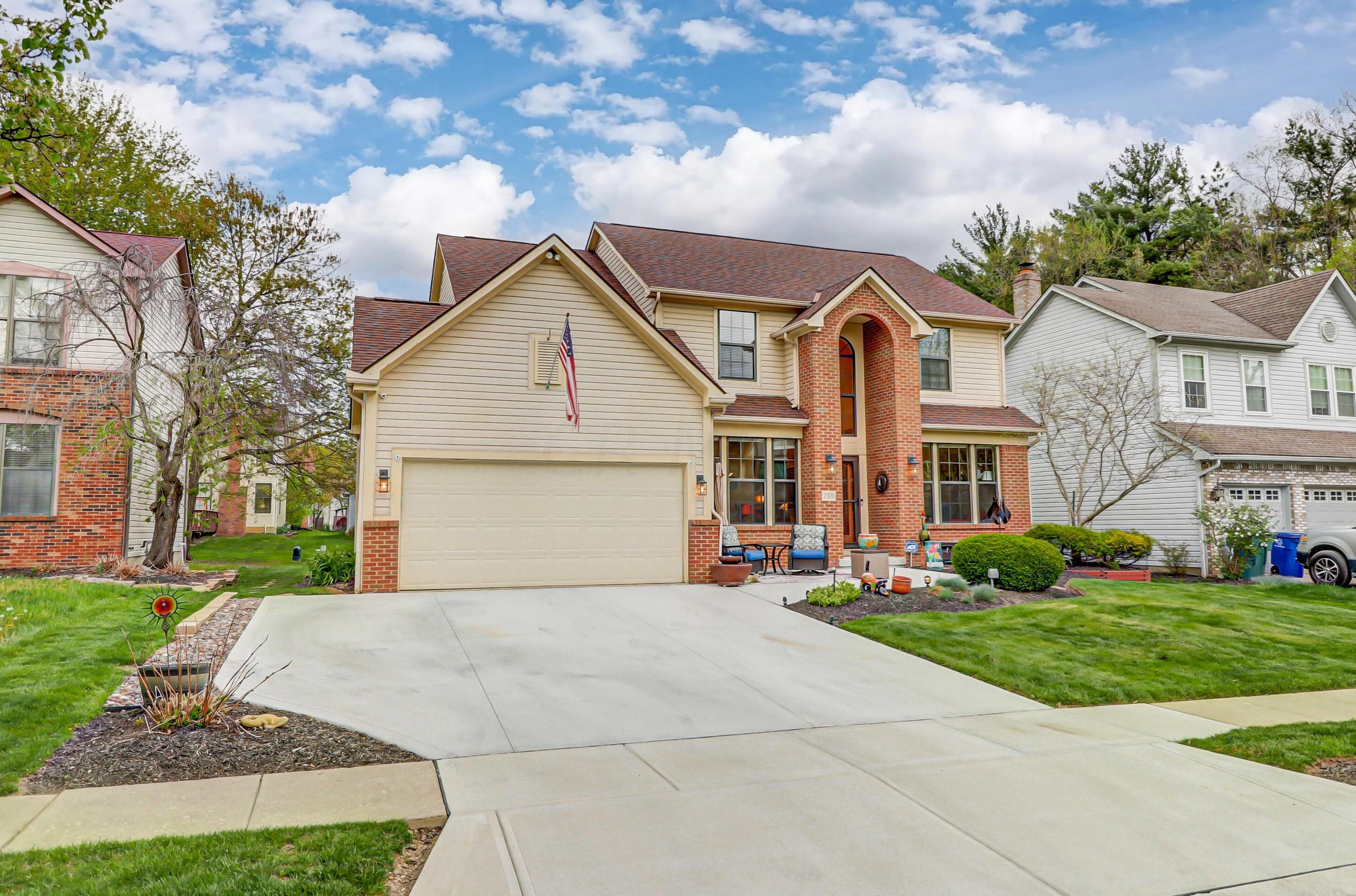 2376 Willis Rd, Dublin, OH 43016-8949