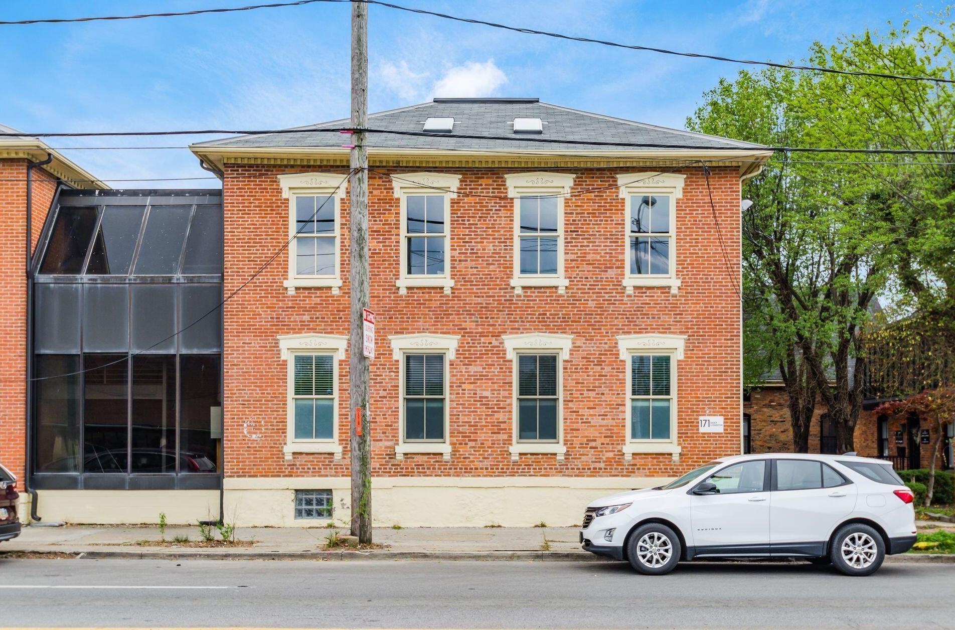 171 Livingston Ave, Columbus, OH 43215-5743