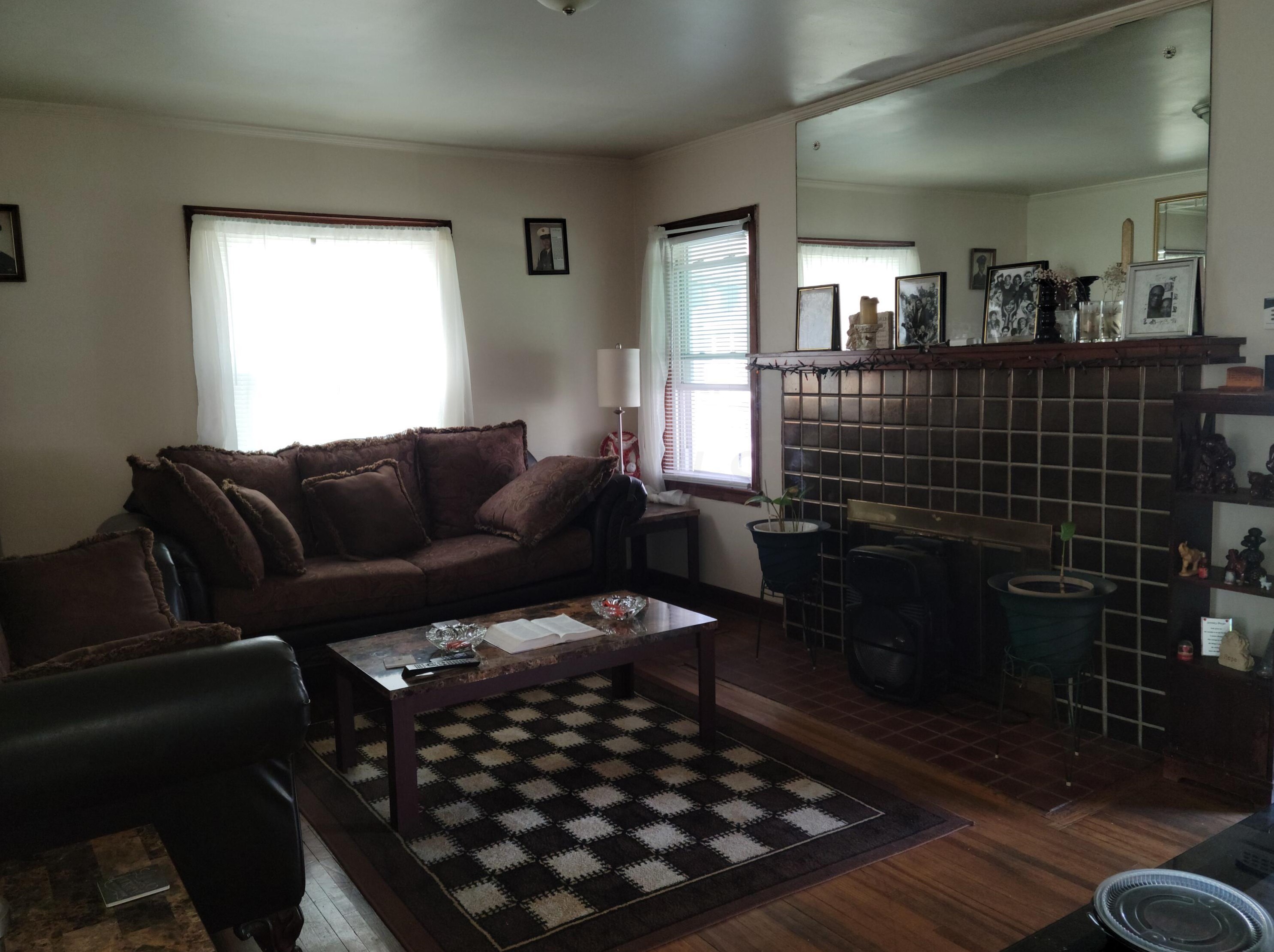 972 Seymour Ave, Columbus, OH 43206-1838