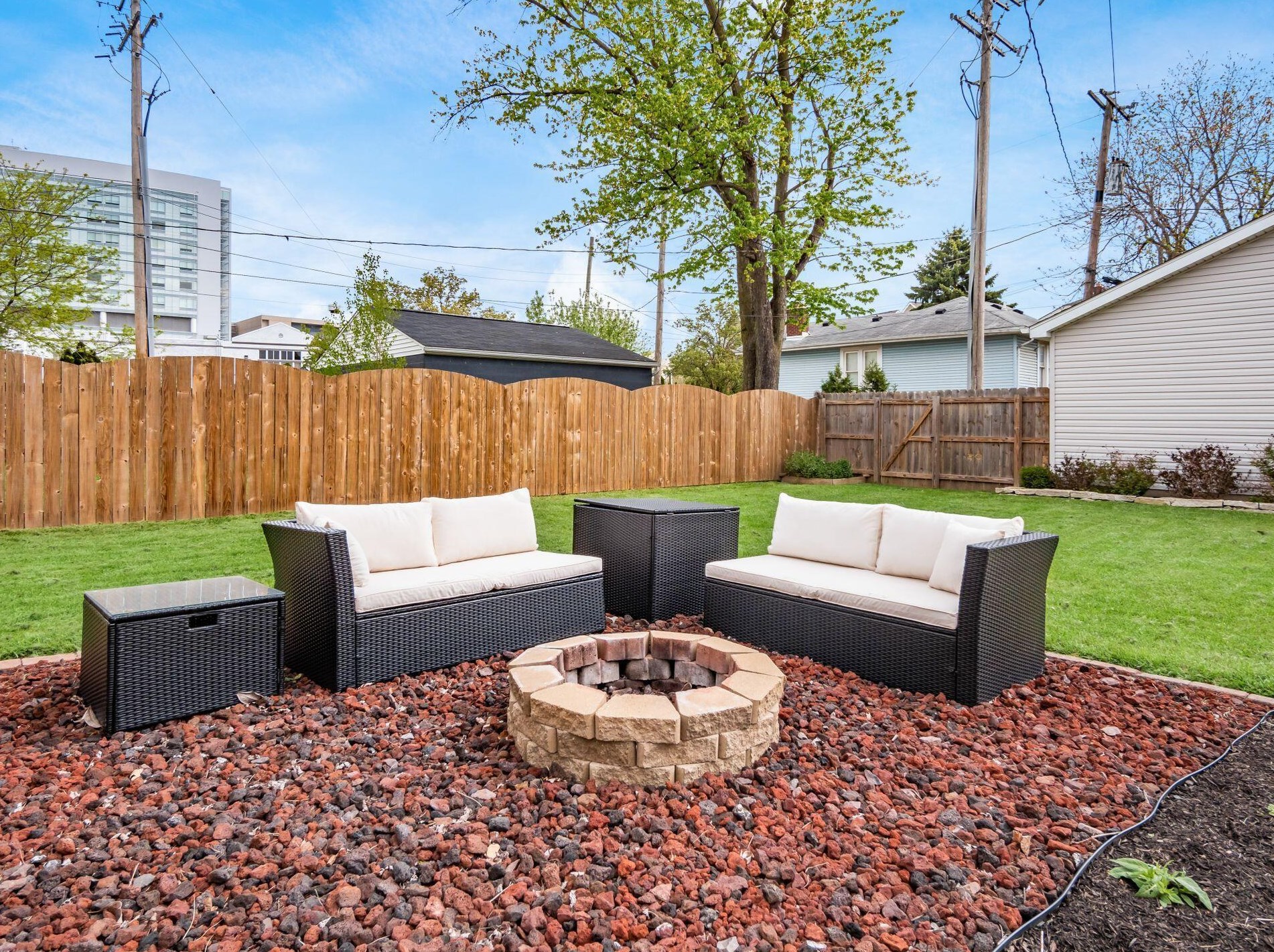 666 Wager St, Columbus OH  43206-1449 exterior