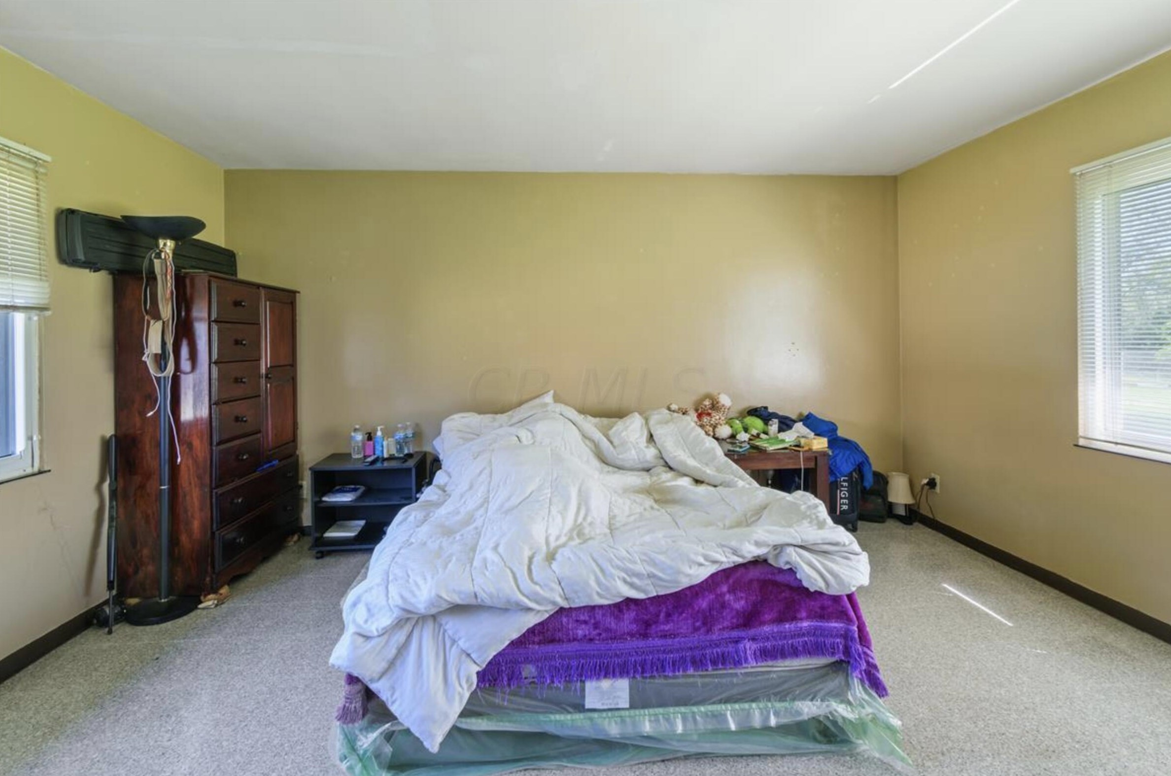 2740 Ferris Rd, Columbus OH 43224-2349 exterior