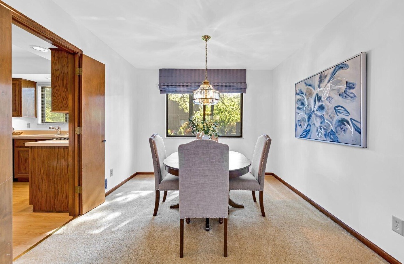 1980 Willow Glen Ln, Columbus OH 43229-1550 exterior