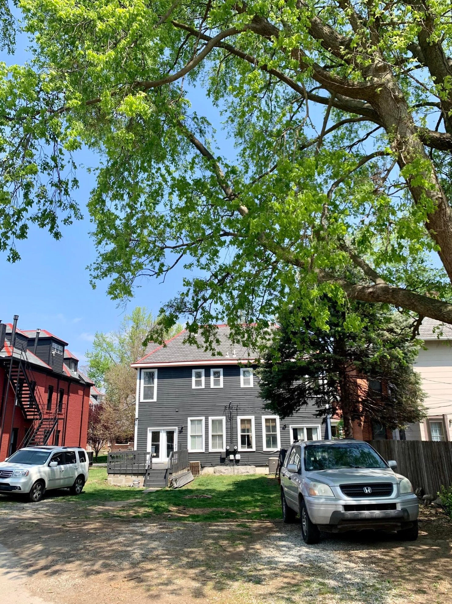 111 2 Ave, Columbus OH 43201-5412 exterior