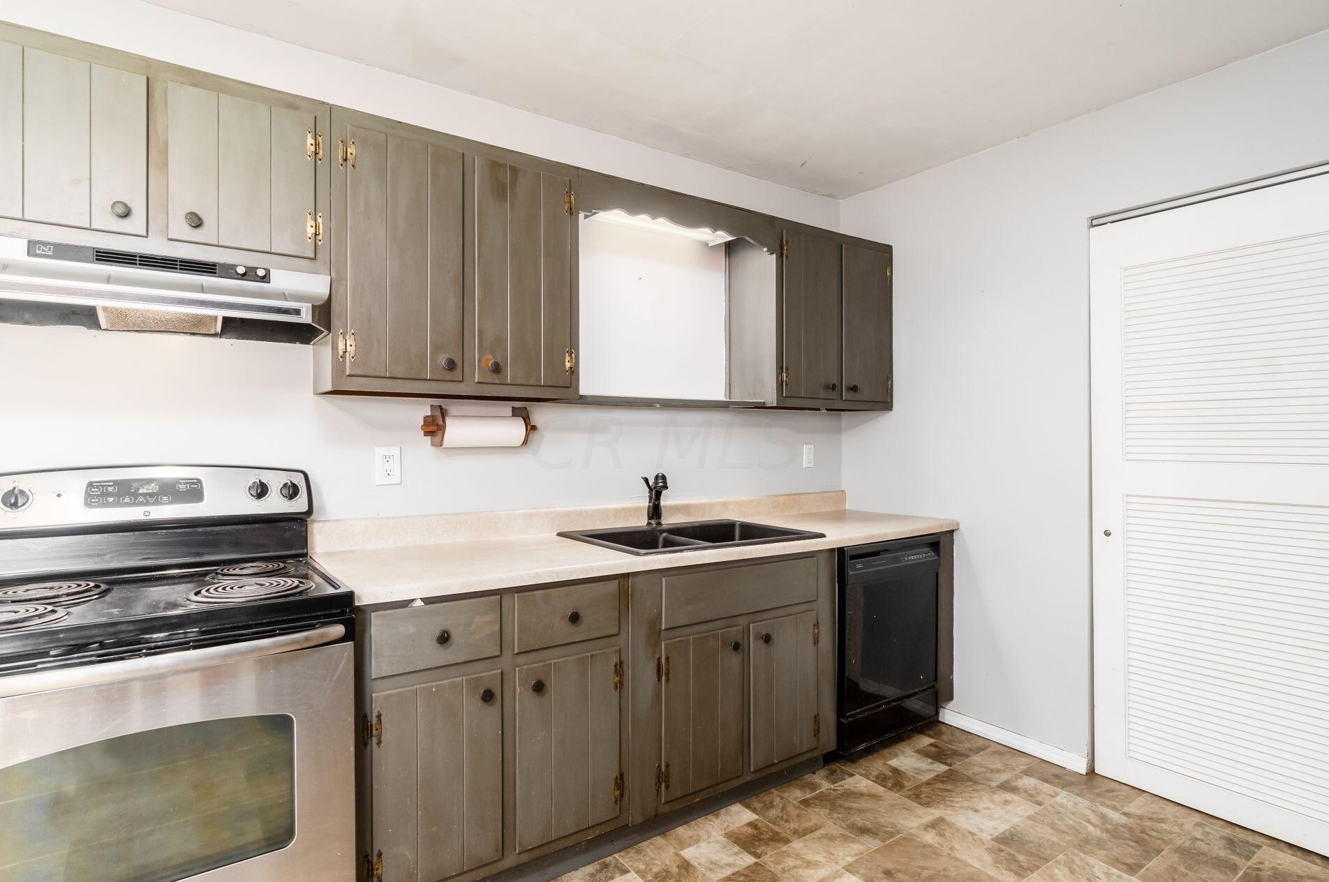 5783 Bell Station Rd, Circleville OH  43113-9088 exterior