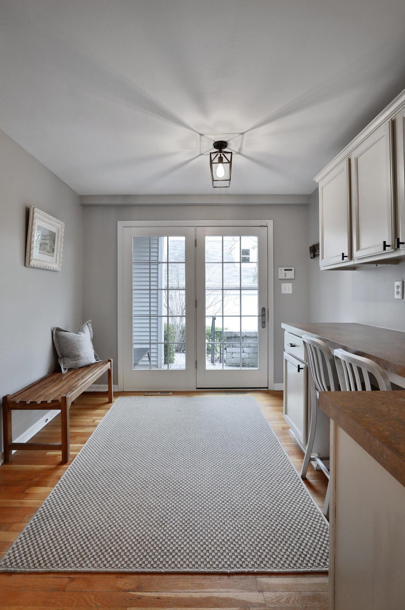 694 Hartford St, Columbus OH  43085-4122 exterior