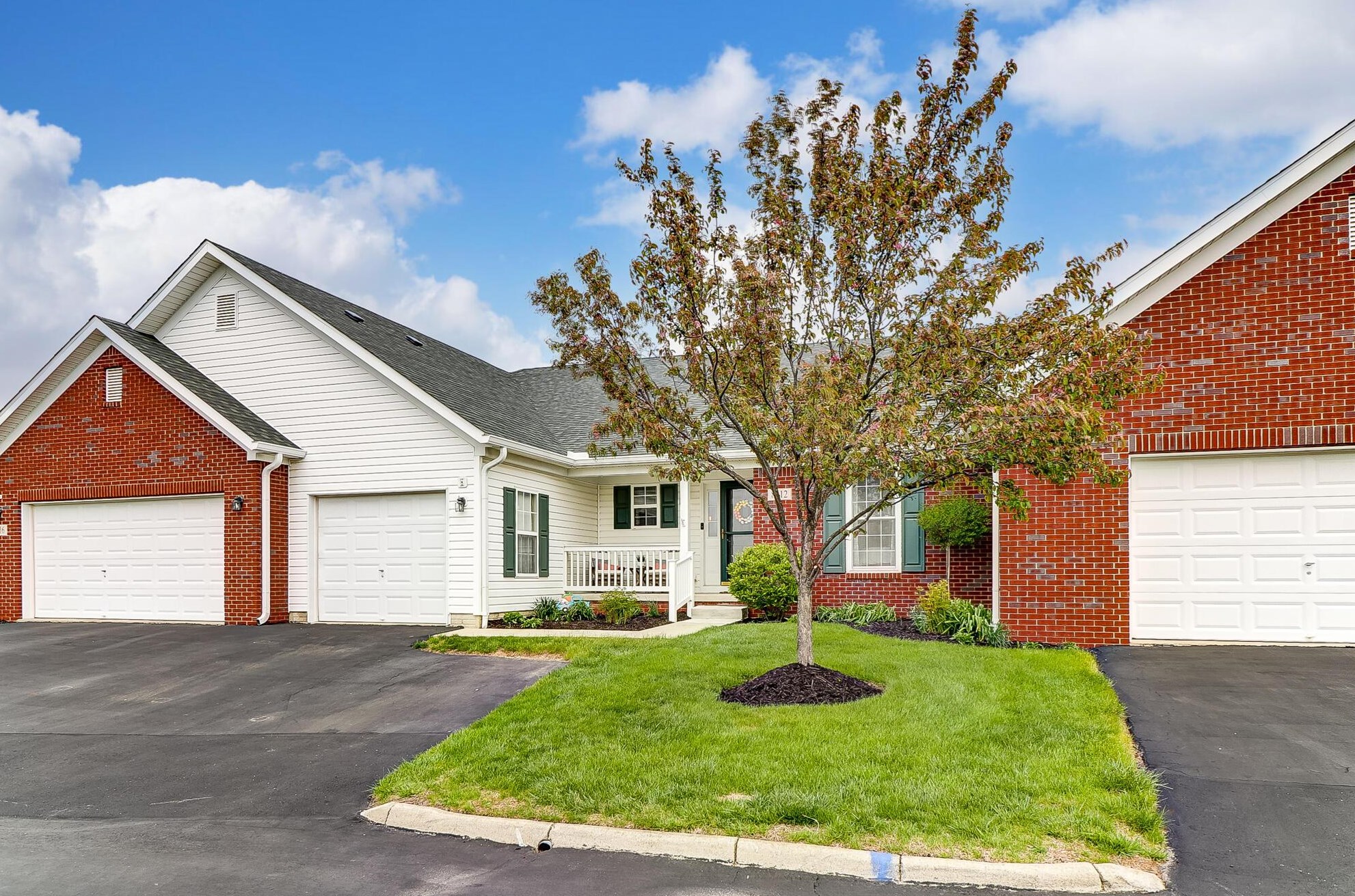 8212 Night Heron Ln, Pickerington, OH 43147