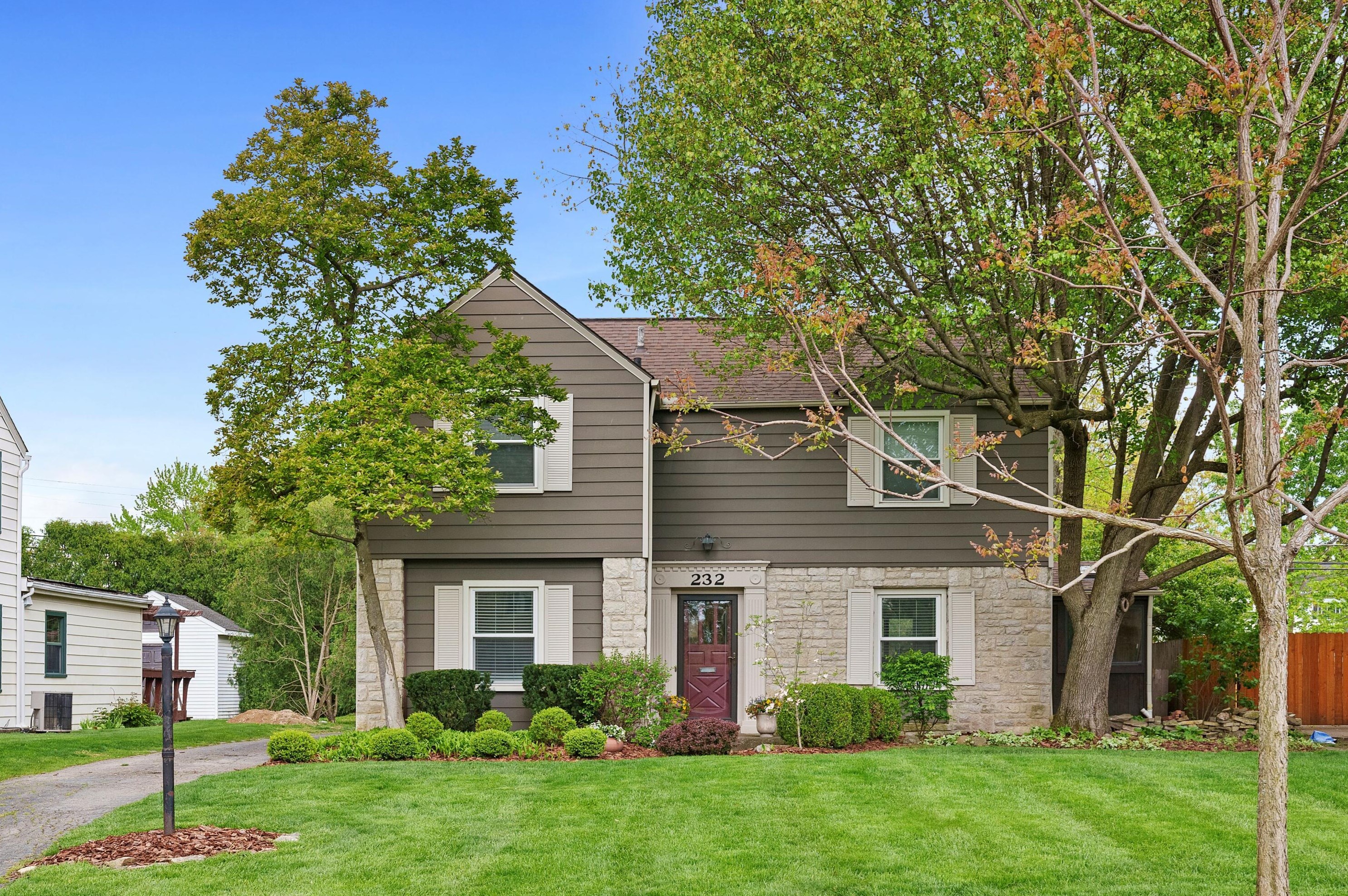 232 Eastmoor Blvd, Columbus, OH 43209-2020