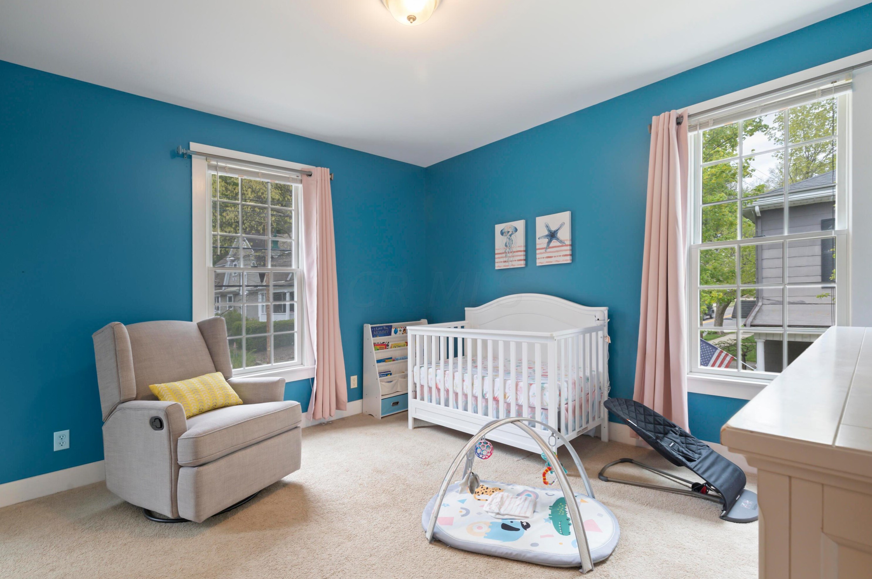 310 Pearl St, Granville OH  43023-1335 exterior