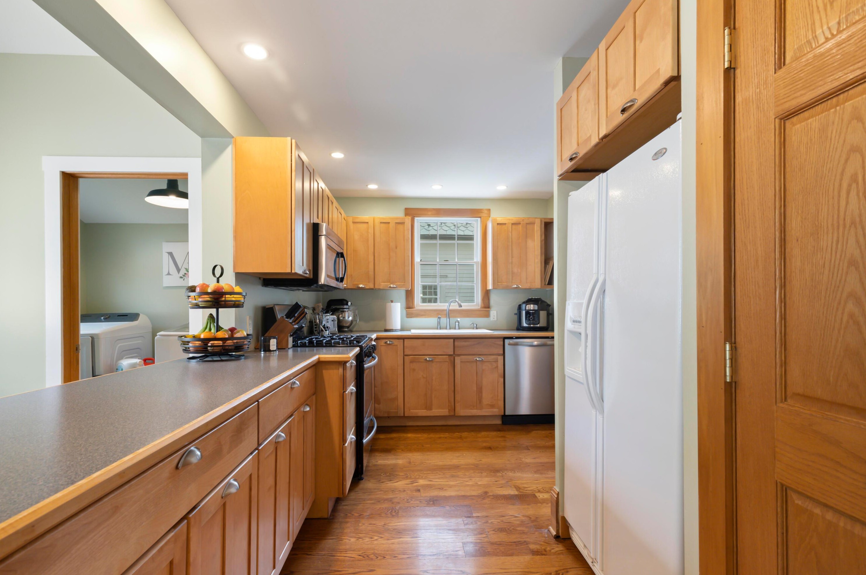 310 Pearl St, Granville OH  43023-1335 exterior