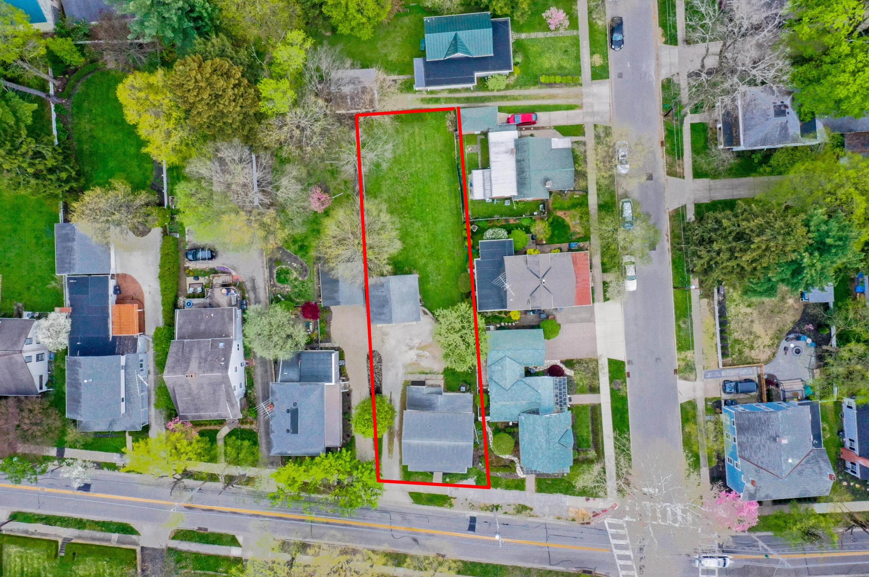 310 Pearl St, Granville OH  43023-1335 exterior