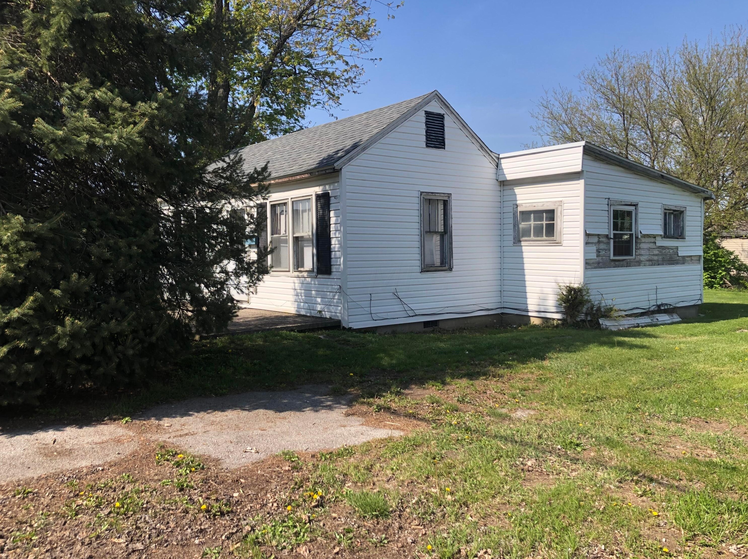 1350 N North St, Washington CH, OH 43160