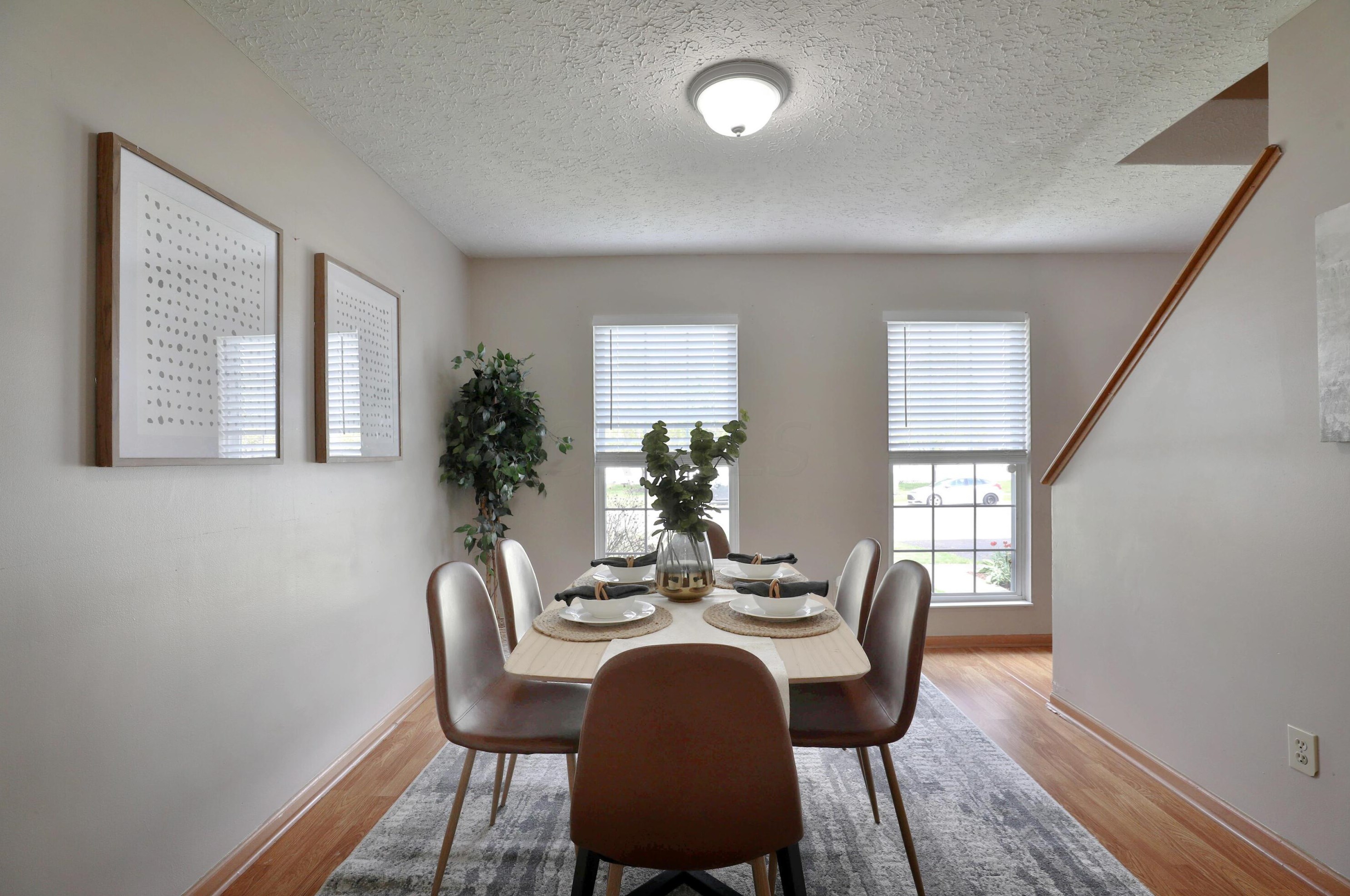 6983 Winchester Crossing Blvd, Cnl Wnchstr OH  43110-8445 exterior