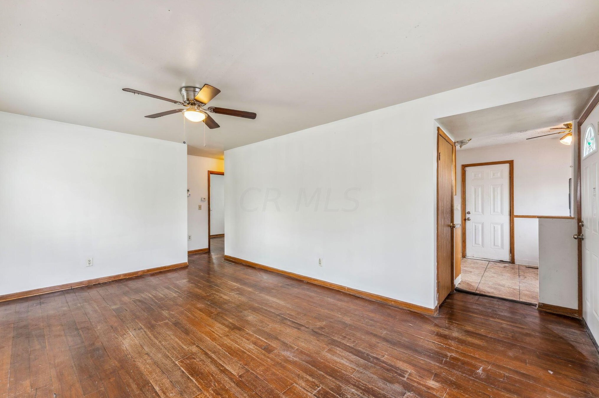 2228 Hiawatha Park Dr, Columbus OH 43211-2034 exterior