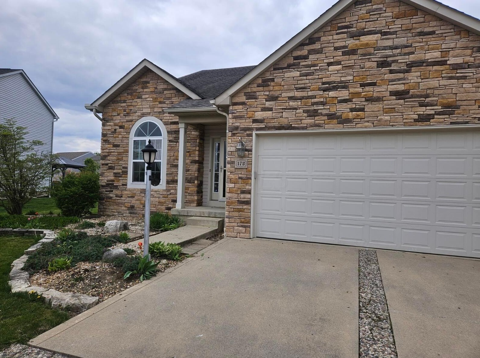 178 Butternut, Commercial Point, OH 43116