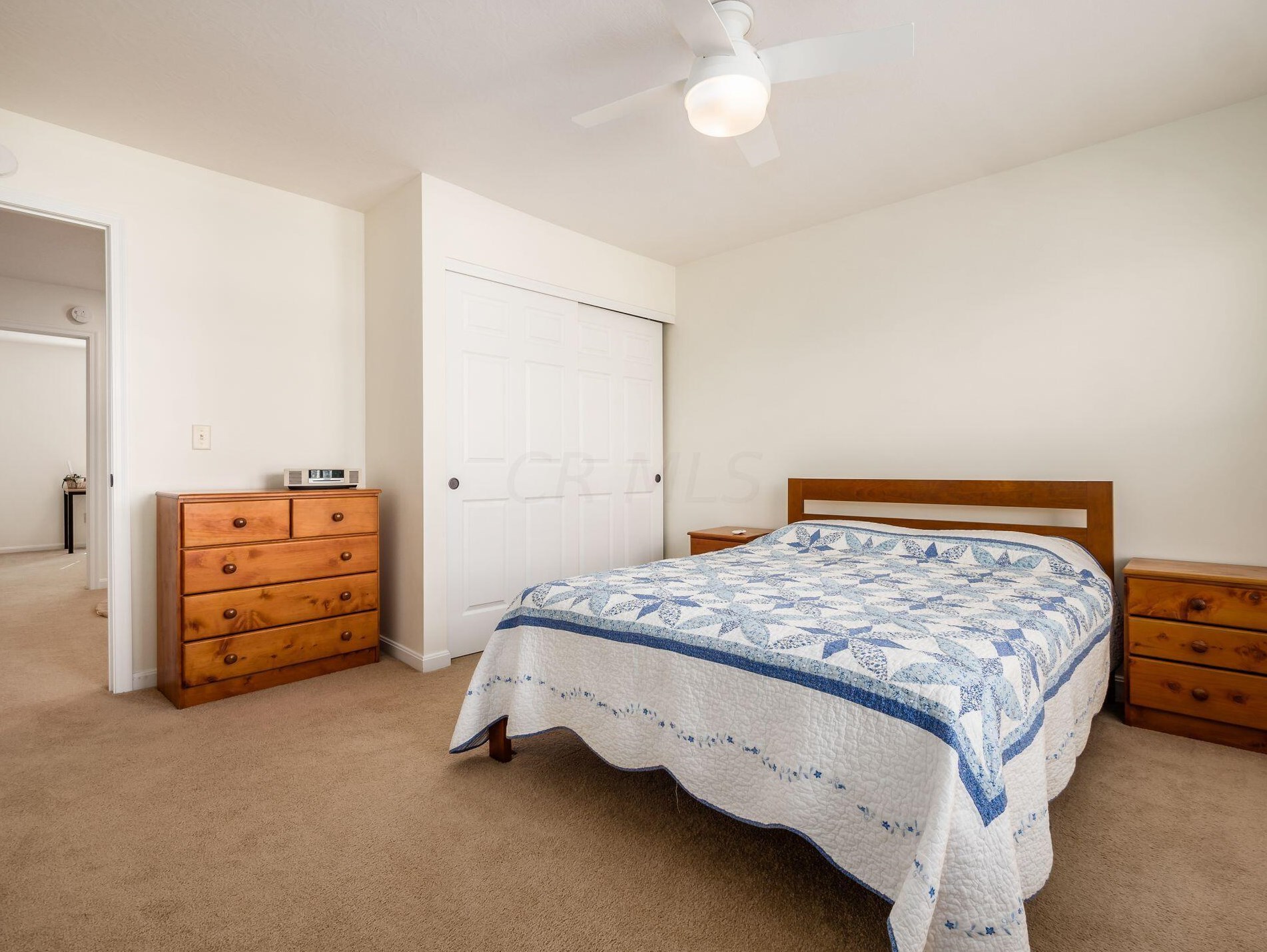 610 Stratshire Ln, Columbus OH  43230-1959 exterior