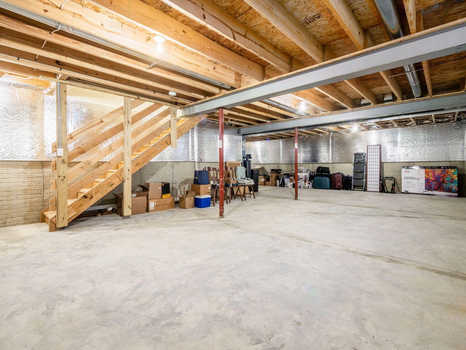 610 Stratshire Ln, Columbus OH  43230-1959 exterior