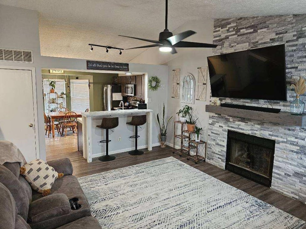 1451 Tera Alta Rd, Columbus, OH 43207-8402