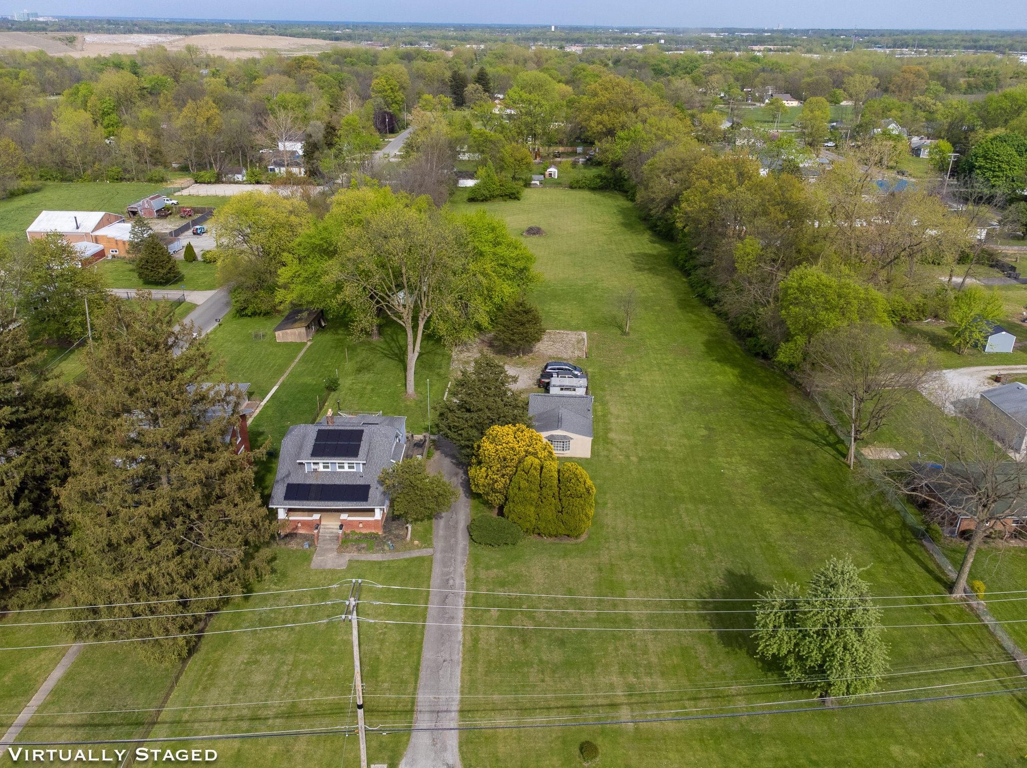 1554 Brown Rd, Columbus OH 43223-3804 exterior