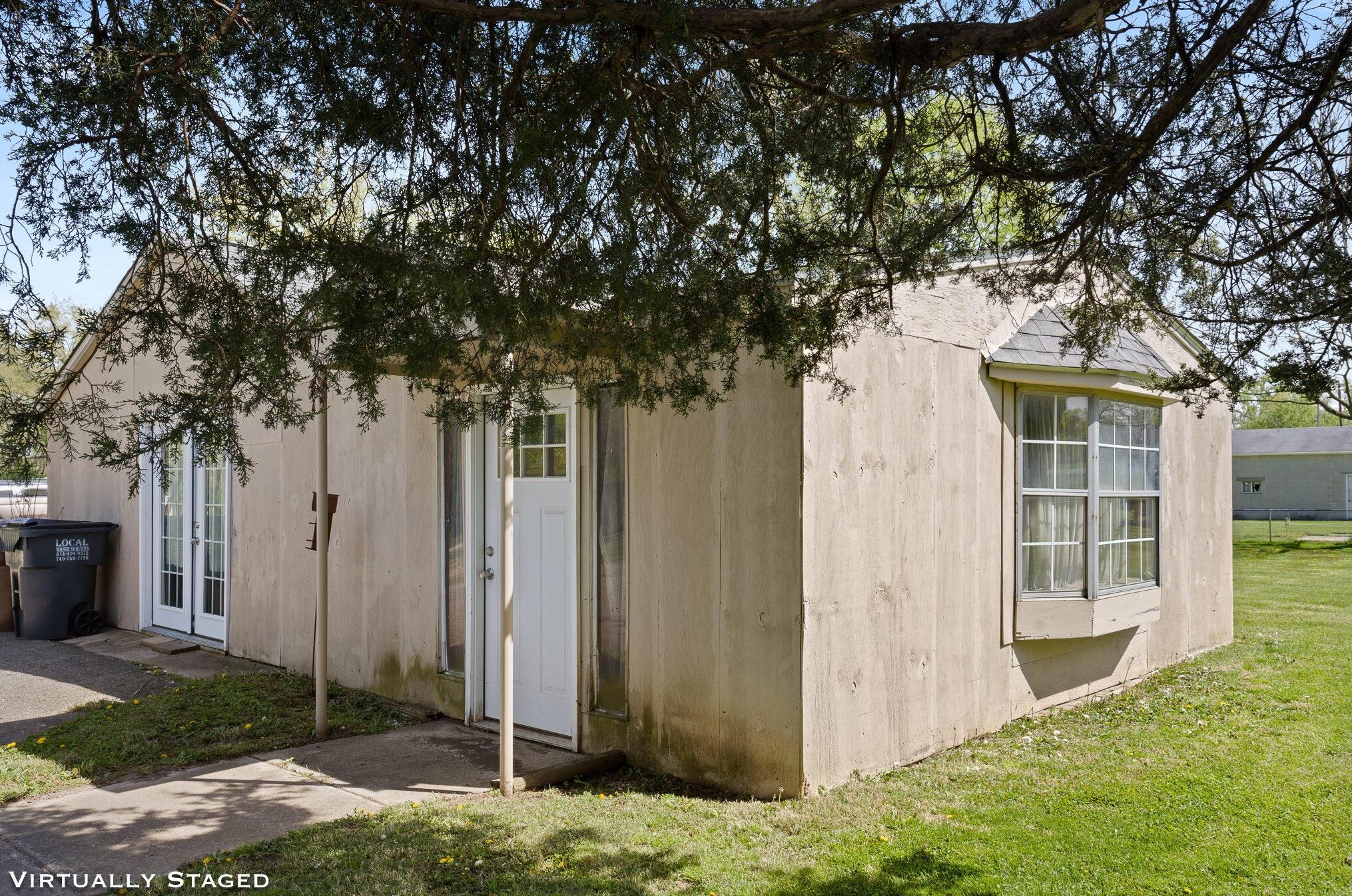 1554 Brown Rd, Columbus OH 43223-3804 exterior