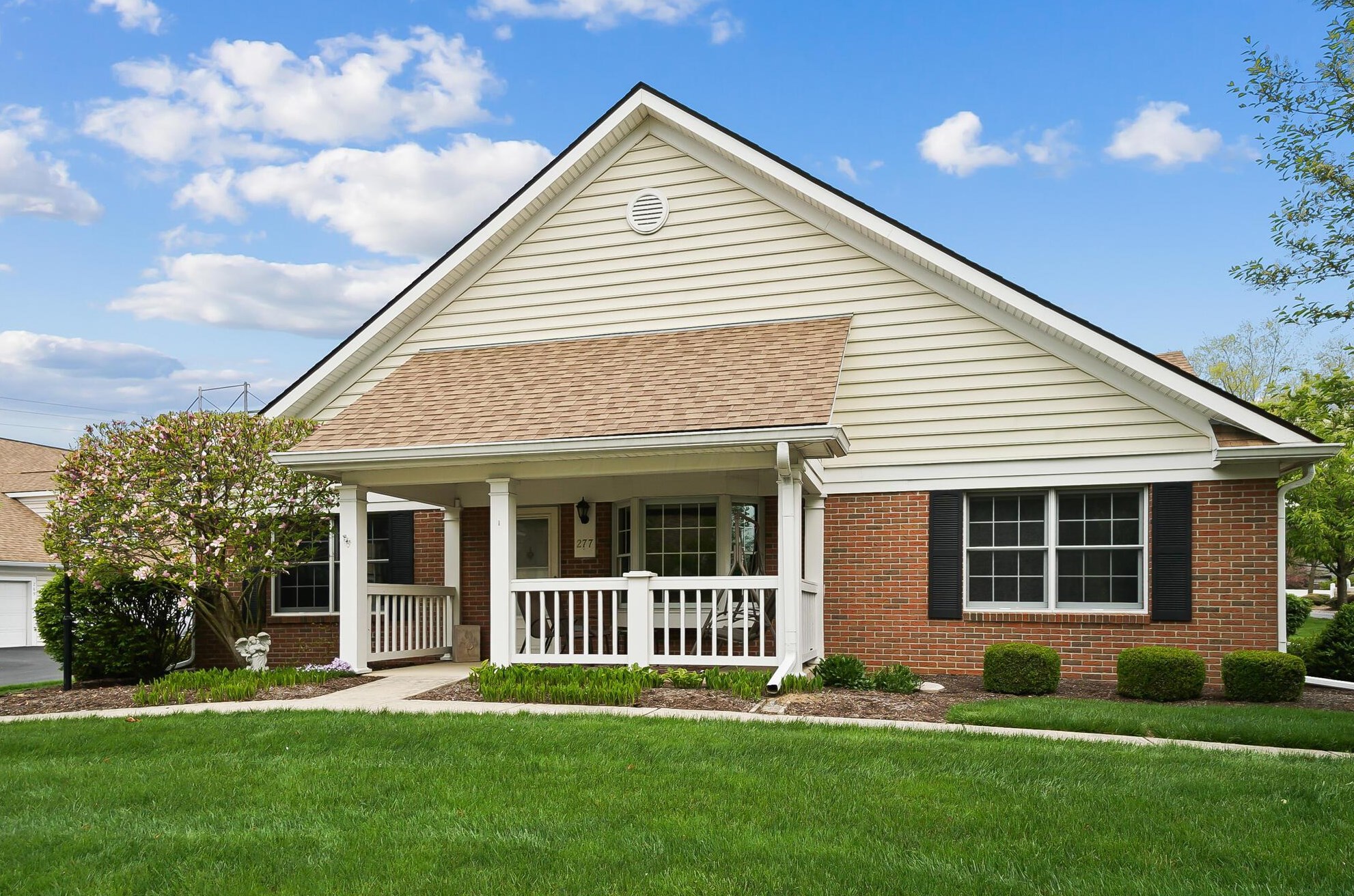 277 Dogwood Ln, Westerville, OH 43082-9525