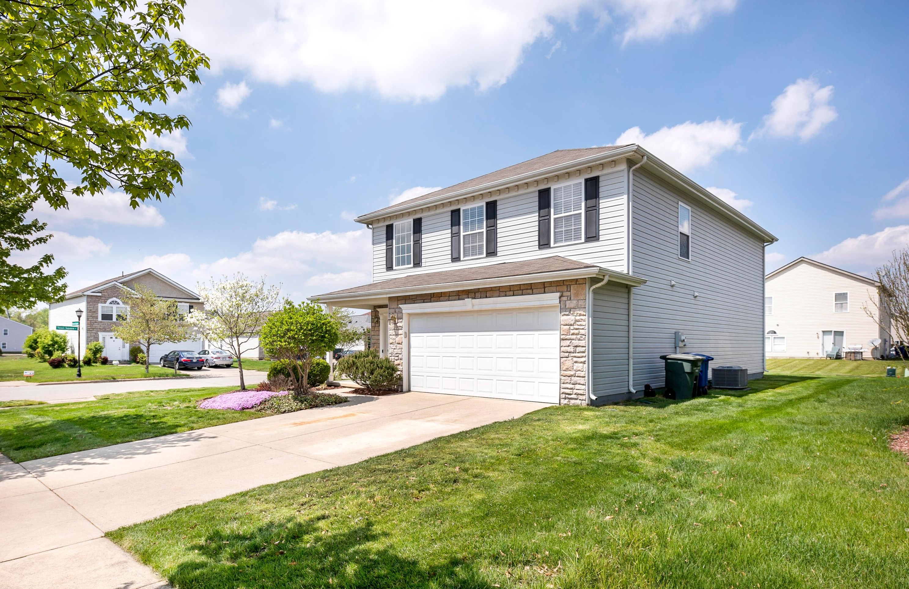 5450 Shannon Square Dr, Cnl Wnchstr, OH 43110