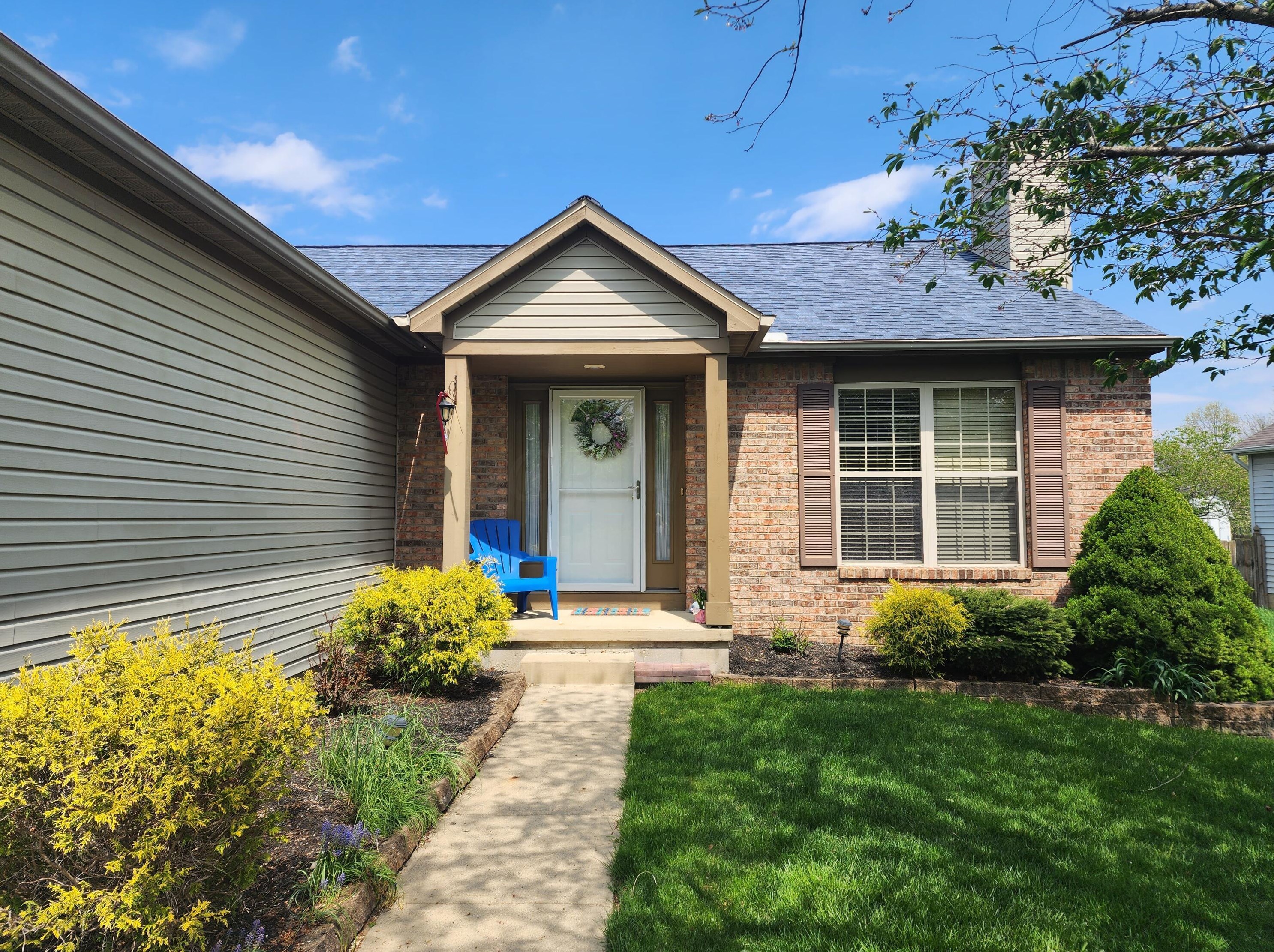112 Tar Heel Dr, Delaware, OH 43015-4064