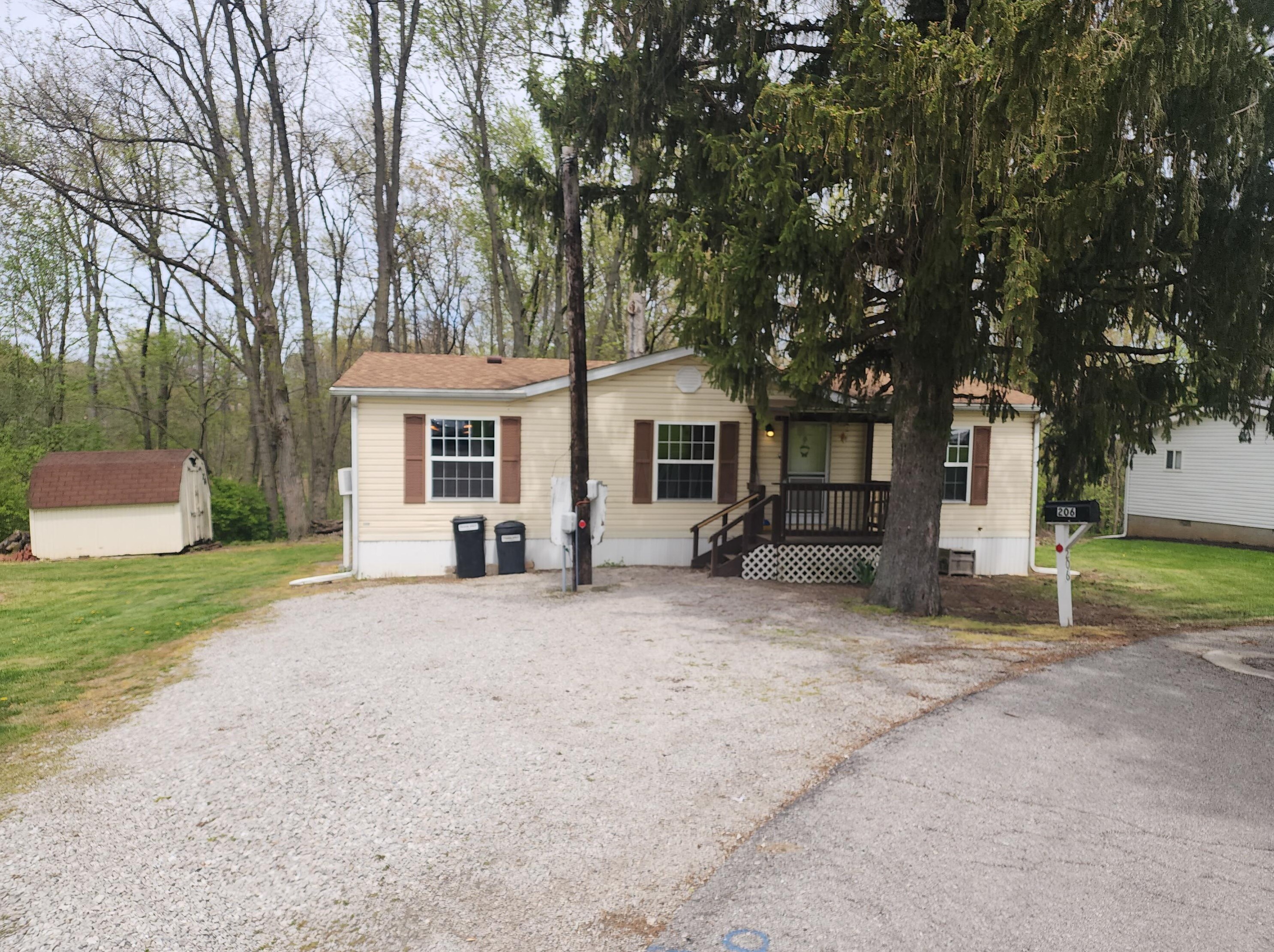 206 E Gregory St, Cardington, OH 43315