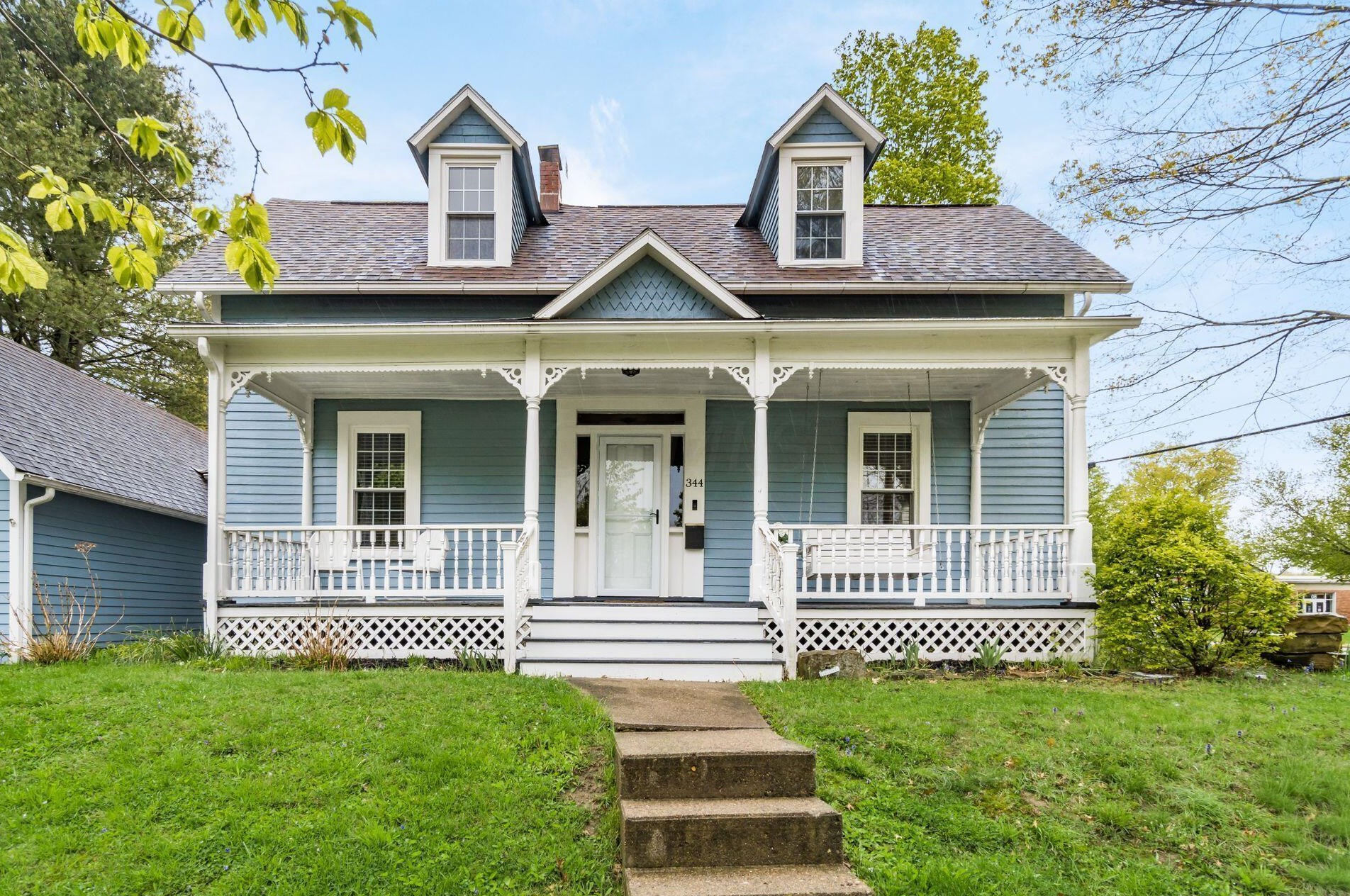 344 Summit St, Granville, OH 43023-1346