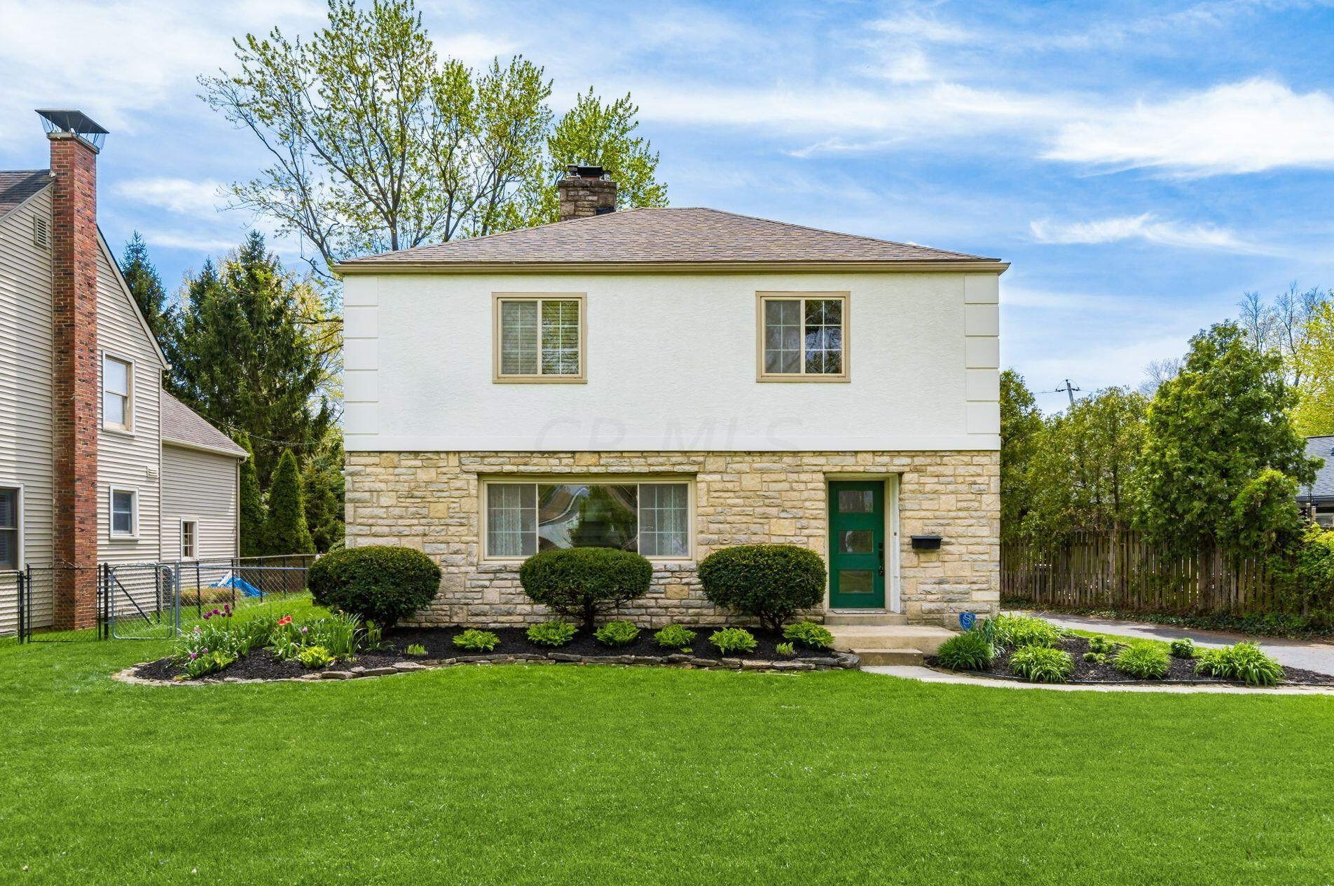 3123 Broadmoor Ave, Columbus, OH 43209-2004