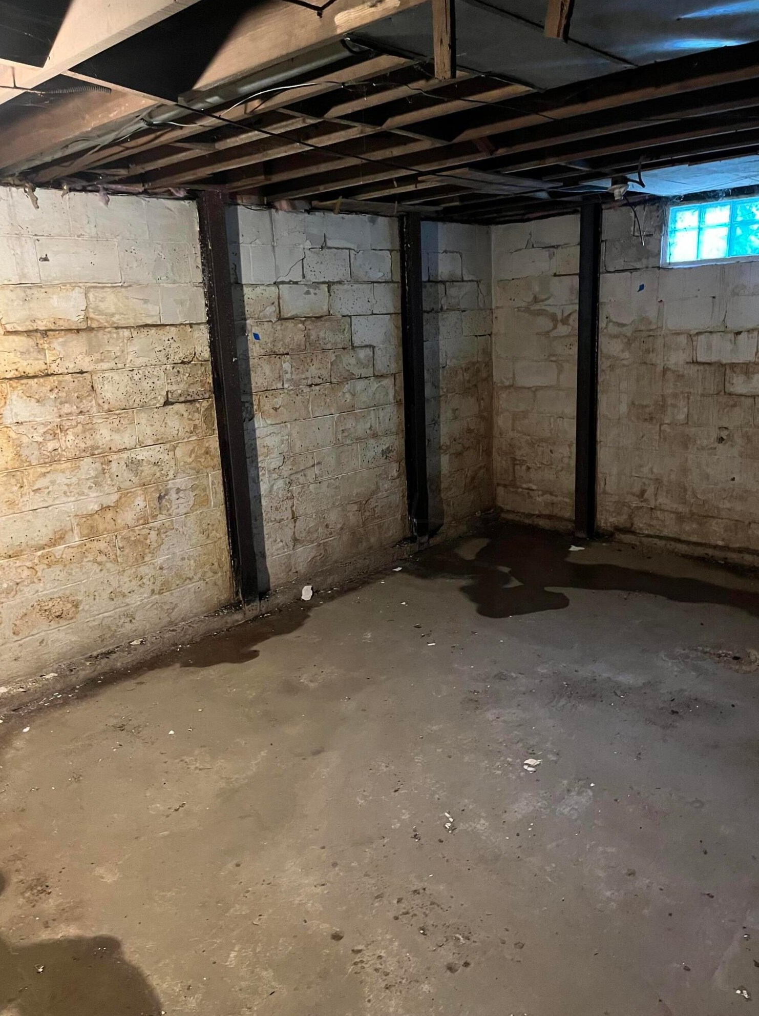 1635 Champion Ave, Columbus OH  43207-1307 exterior