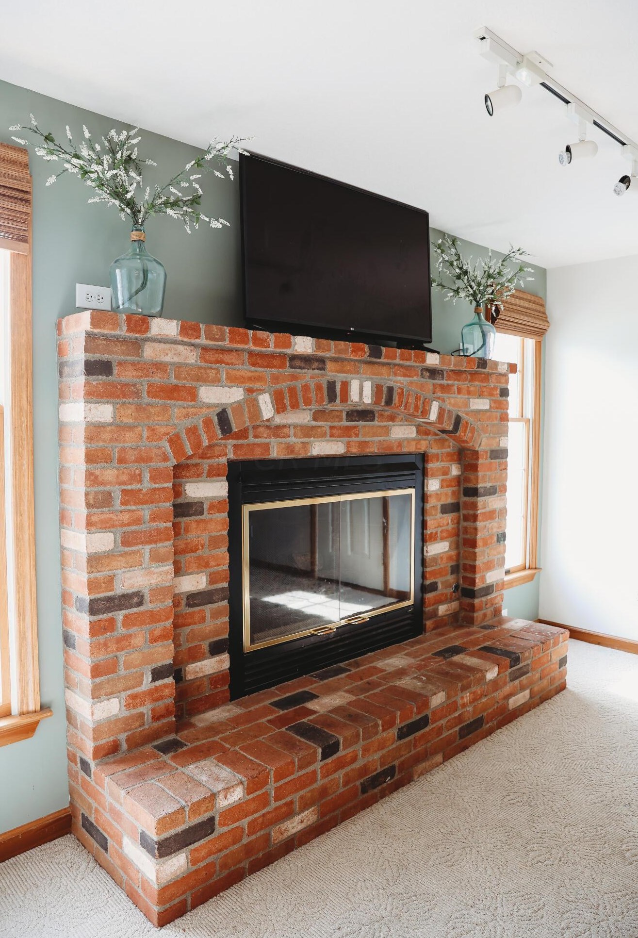 113 Sycamore Way, Thornville OH  43076-8001 exterior