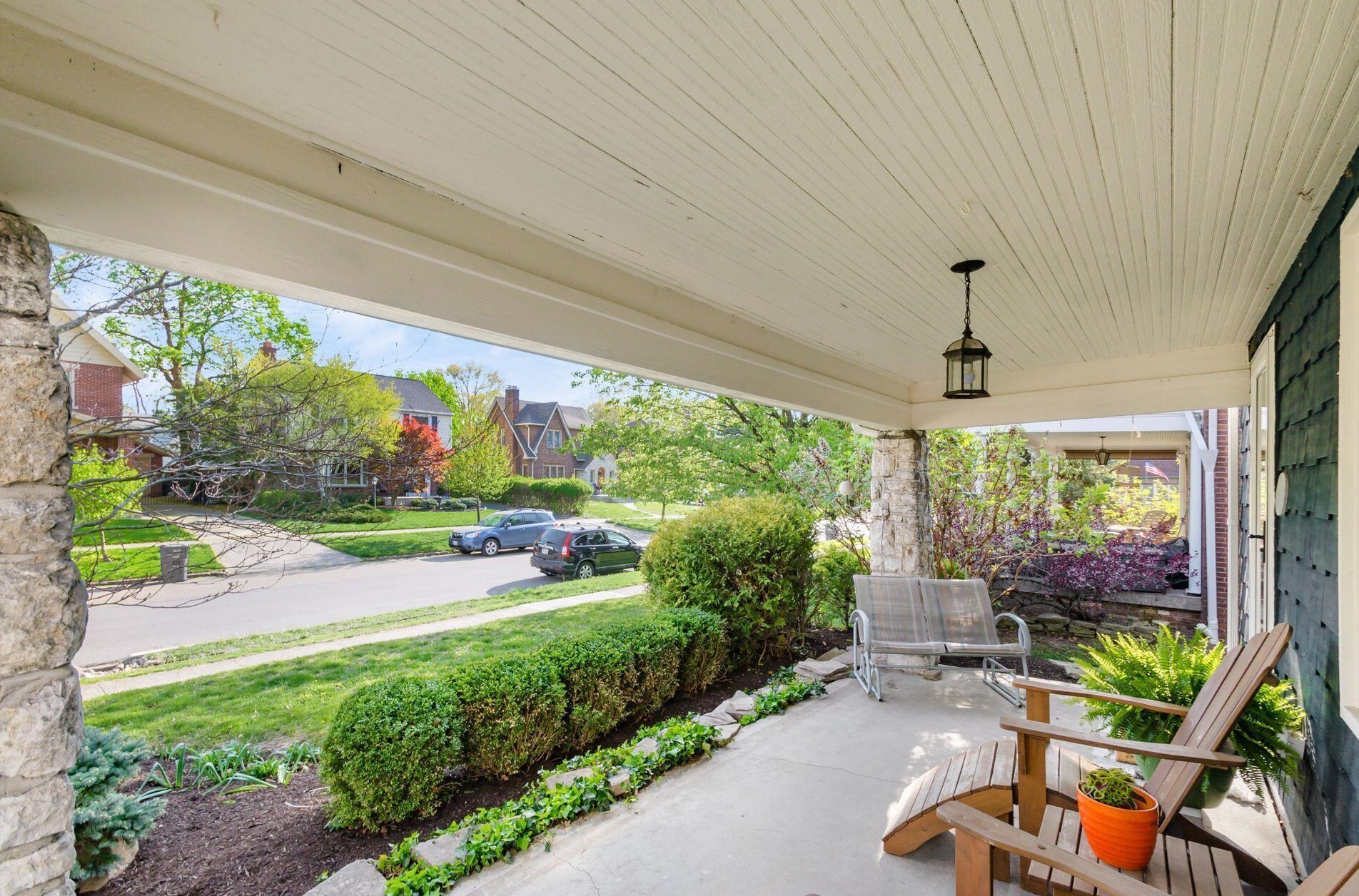 372 Northridge Rd, Columbus, OH 43214-3328